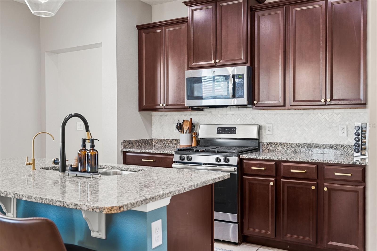 Image 14 of 46 For 11123 Abaco Island Avenue