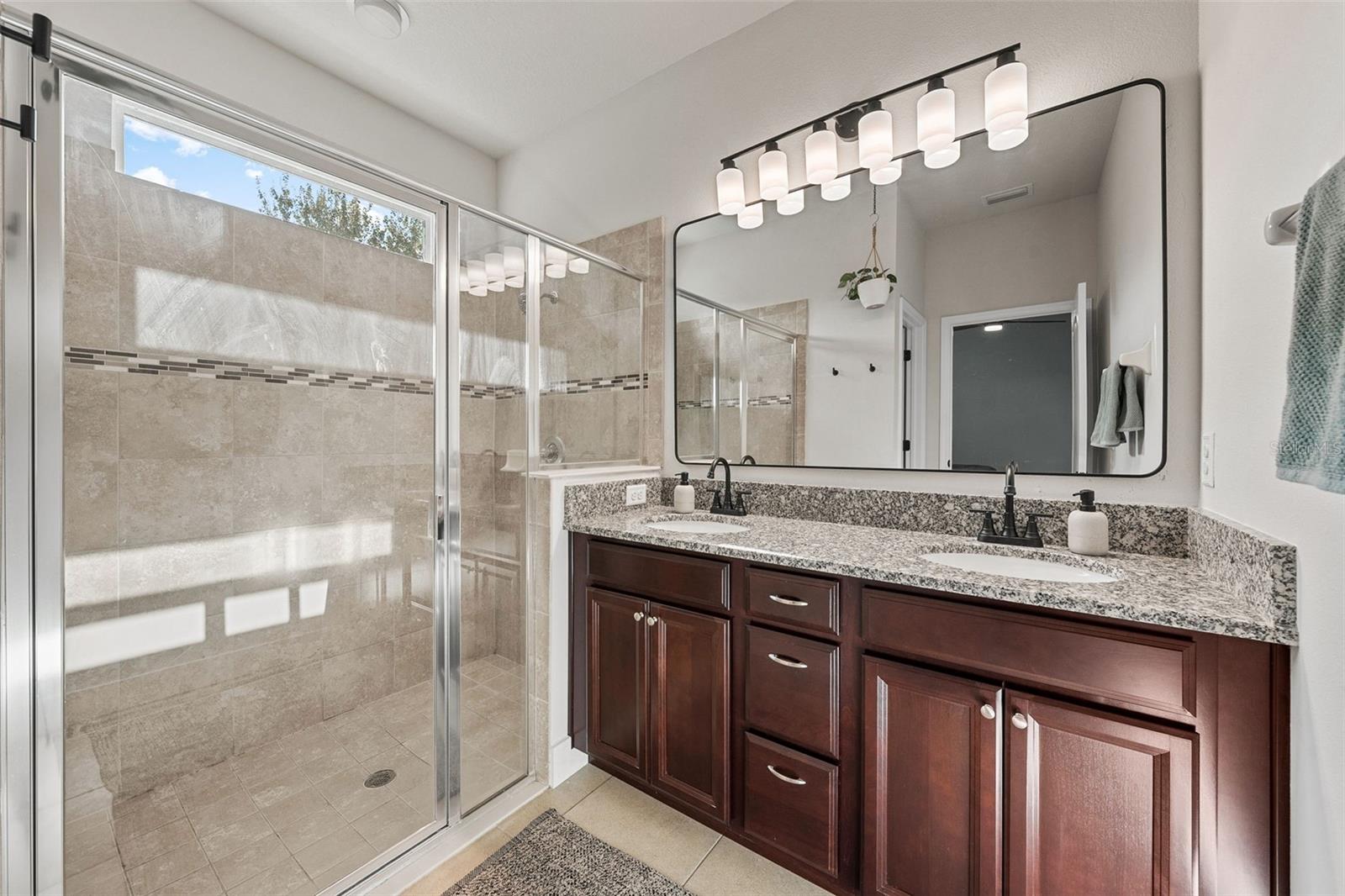 Image 20 of 46 For 11123 Abaco Island Avenue