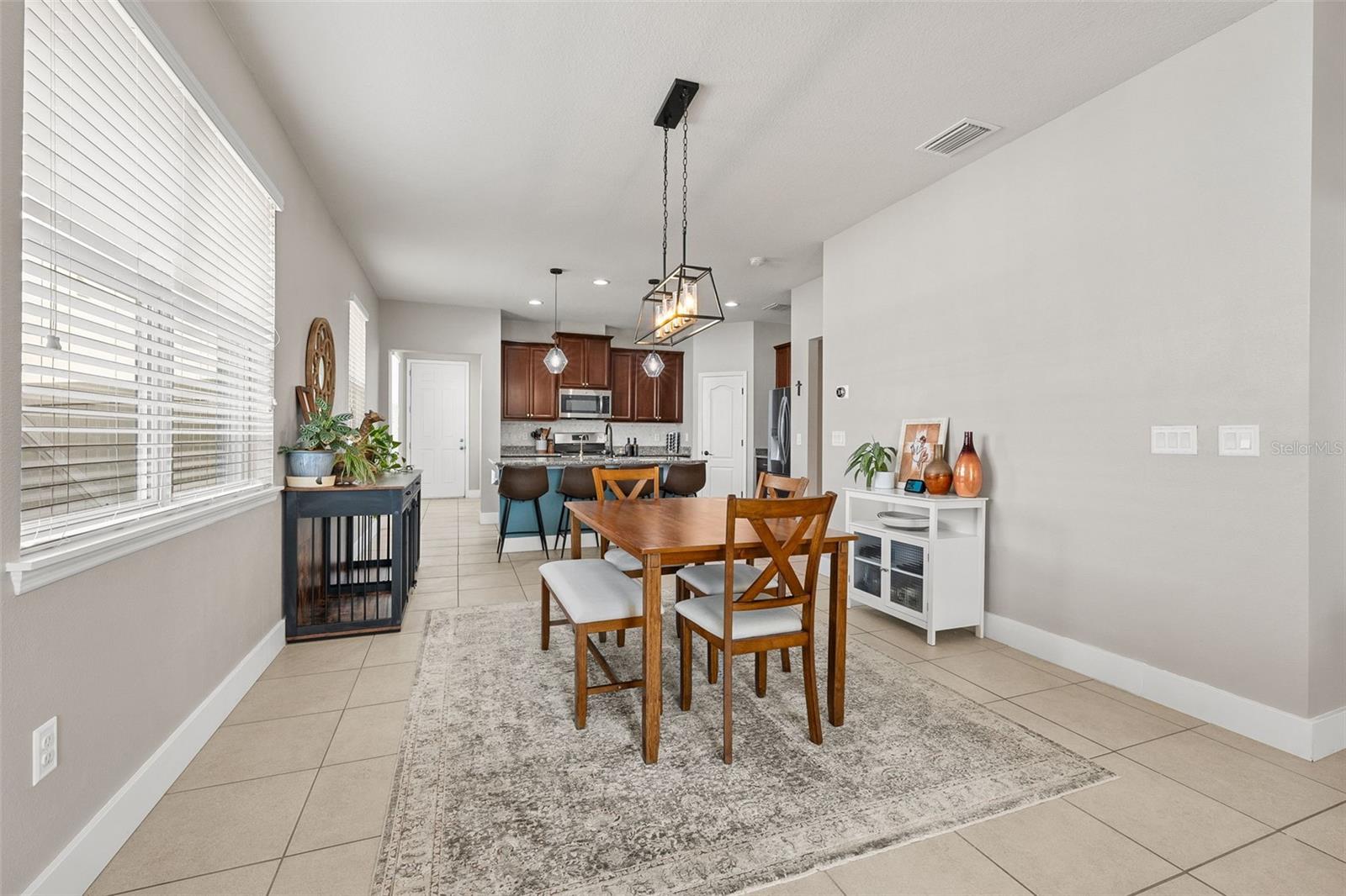 Image 6 of 46 For 11123 Abaco Island Avenue