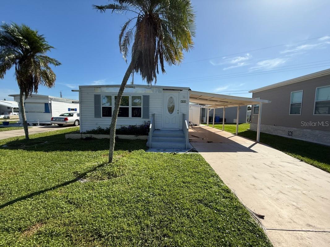 Details for 223 Inner Drive E, VENICE, FL 34285