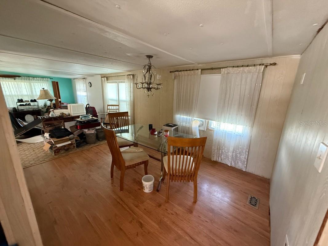Image 8 of 21 For 223 Inner Drive E