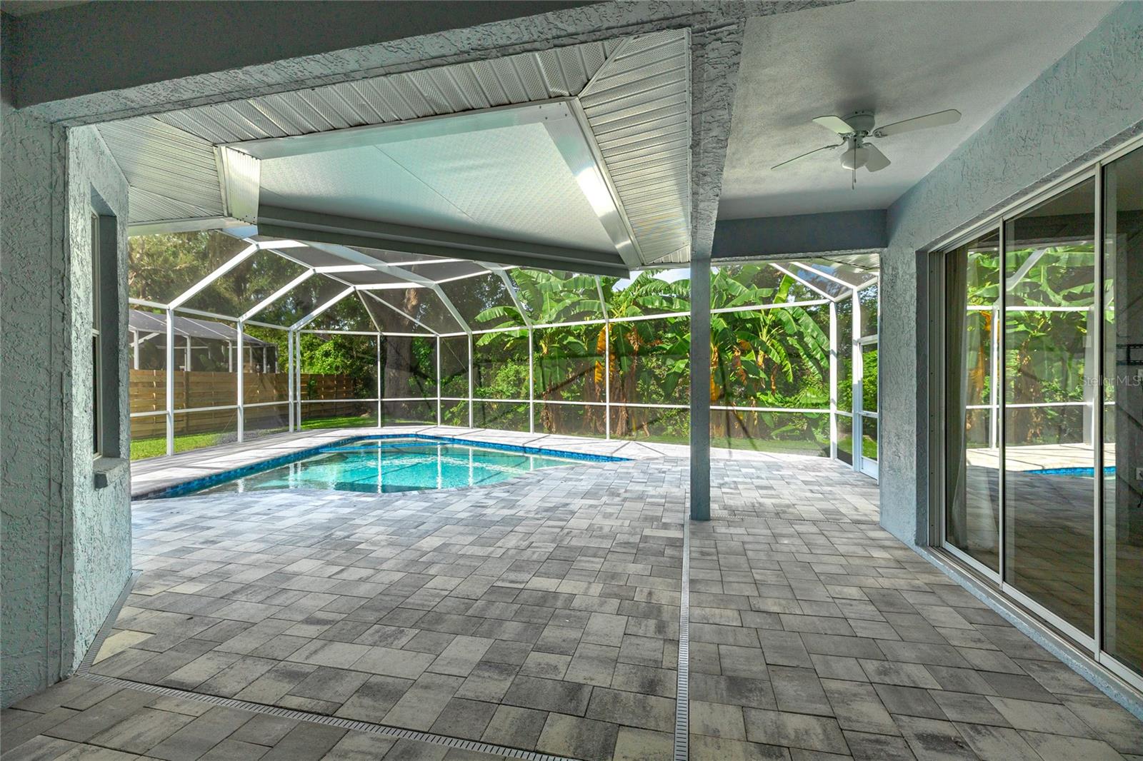 Image 25 of 36 For 4454 Hollybrook Way