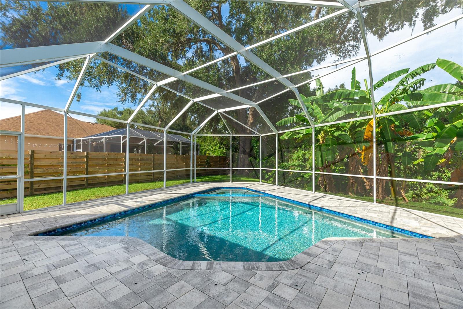 Image 27 of 36 For 4454 Hollybrook Way