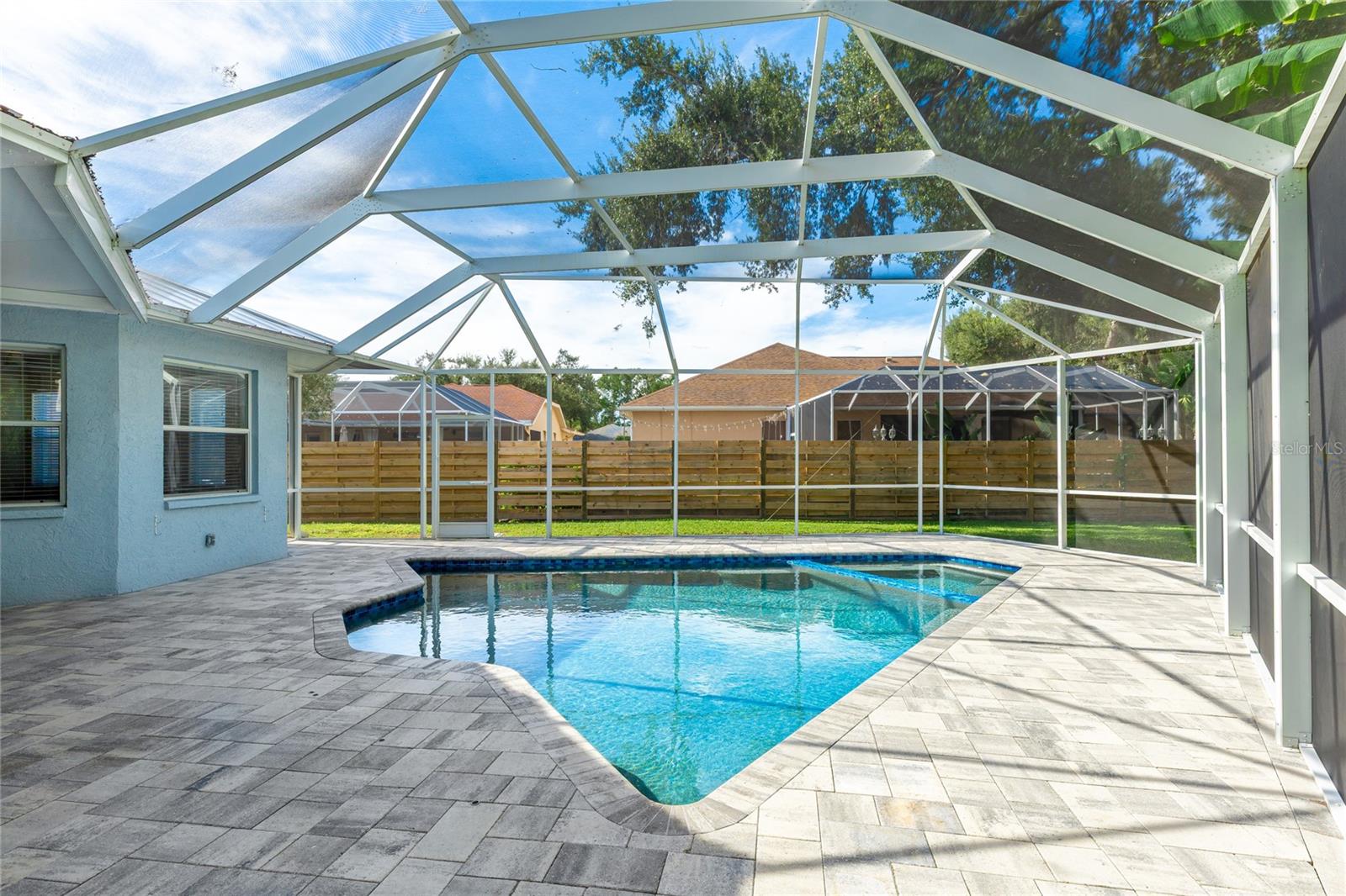 Image 28 of 36 For 4454 Hollybrook Way