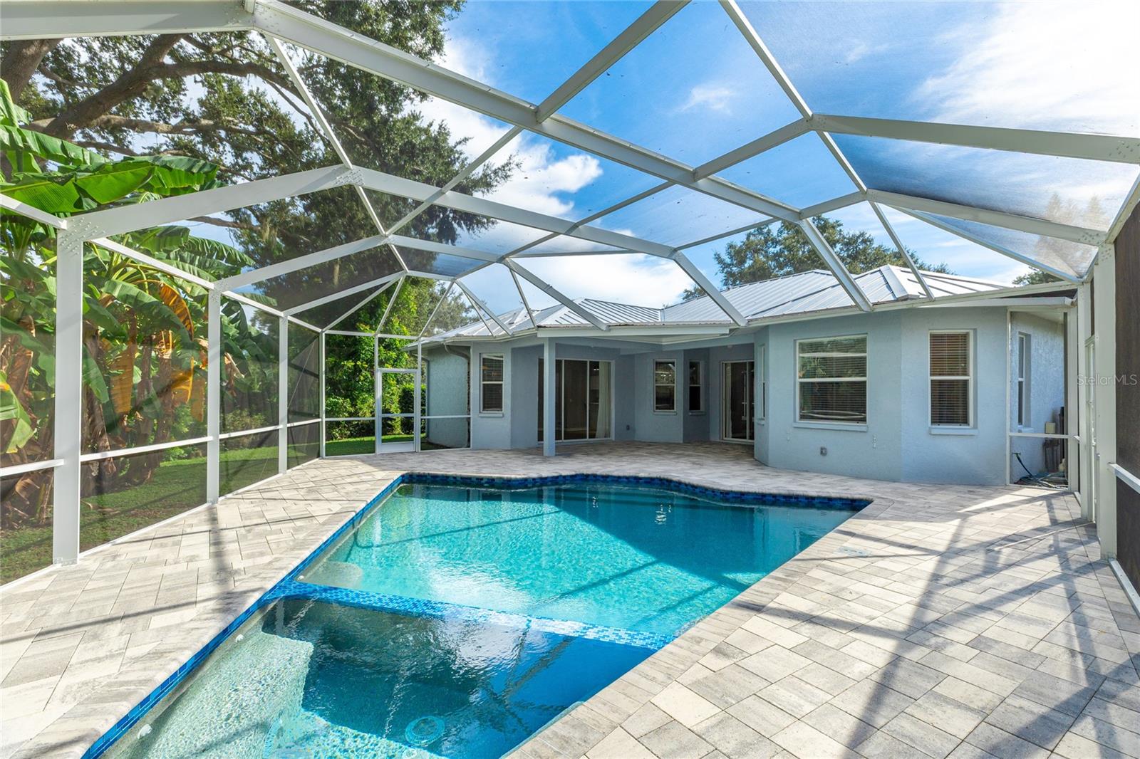 Image 4 of 36 For 4454 Hollybrook Way