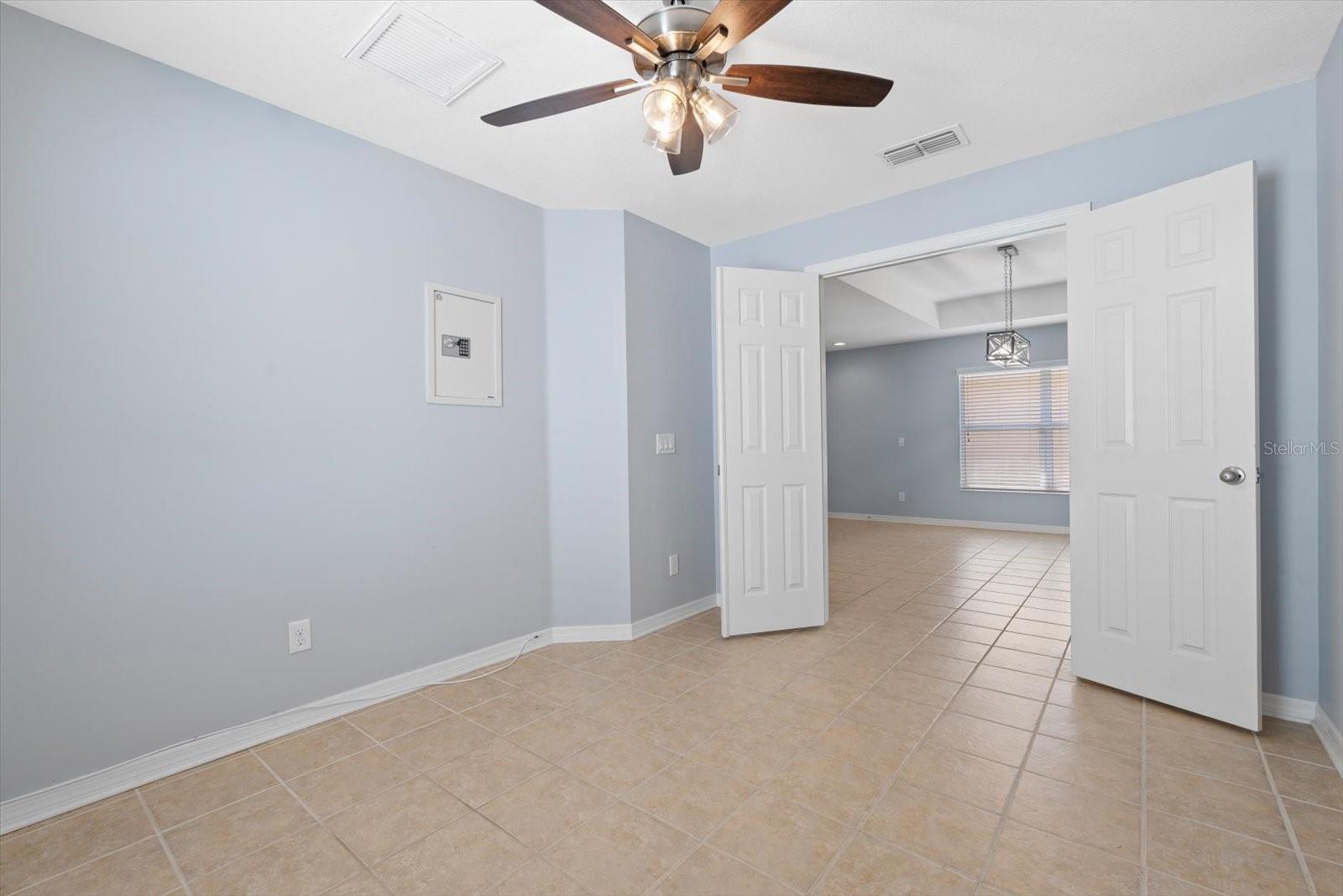 Image 30 of 37 For 6018 Oak Mill Terrace