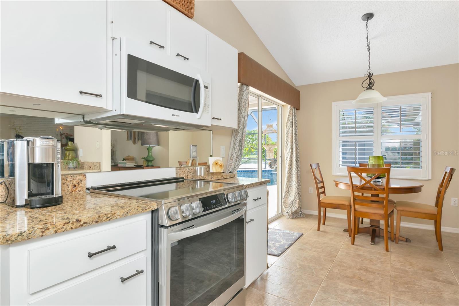 Image 10 of 68 For 5717 28th Street E