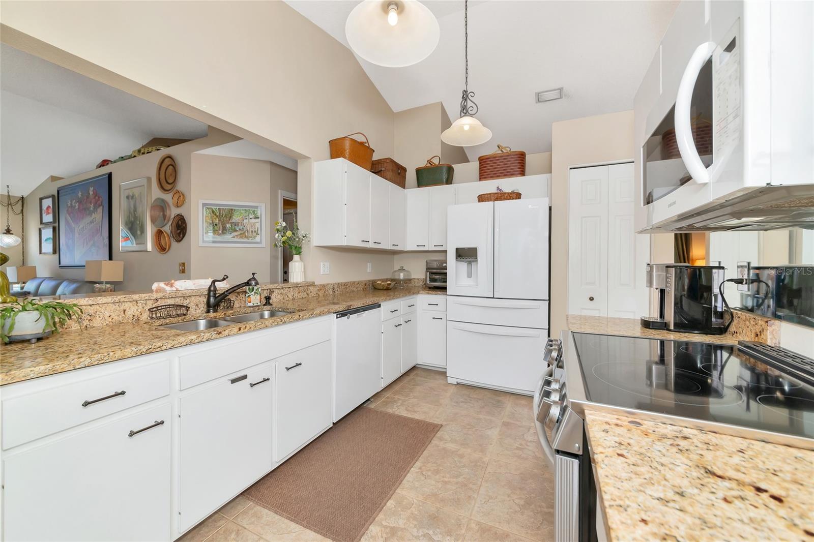 Image 13 of 68 For 5717 28th Street E