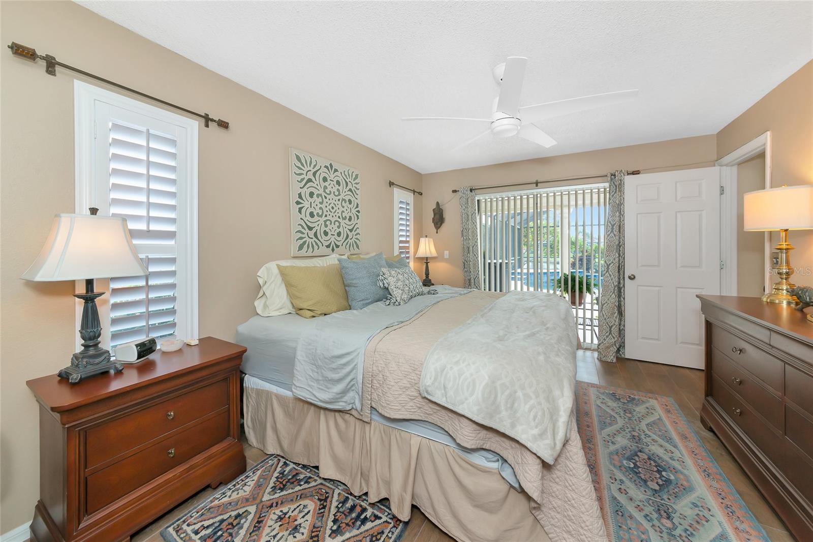 Image 34 of 68 For 5717 28th Street E