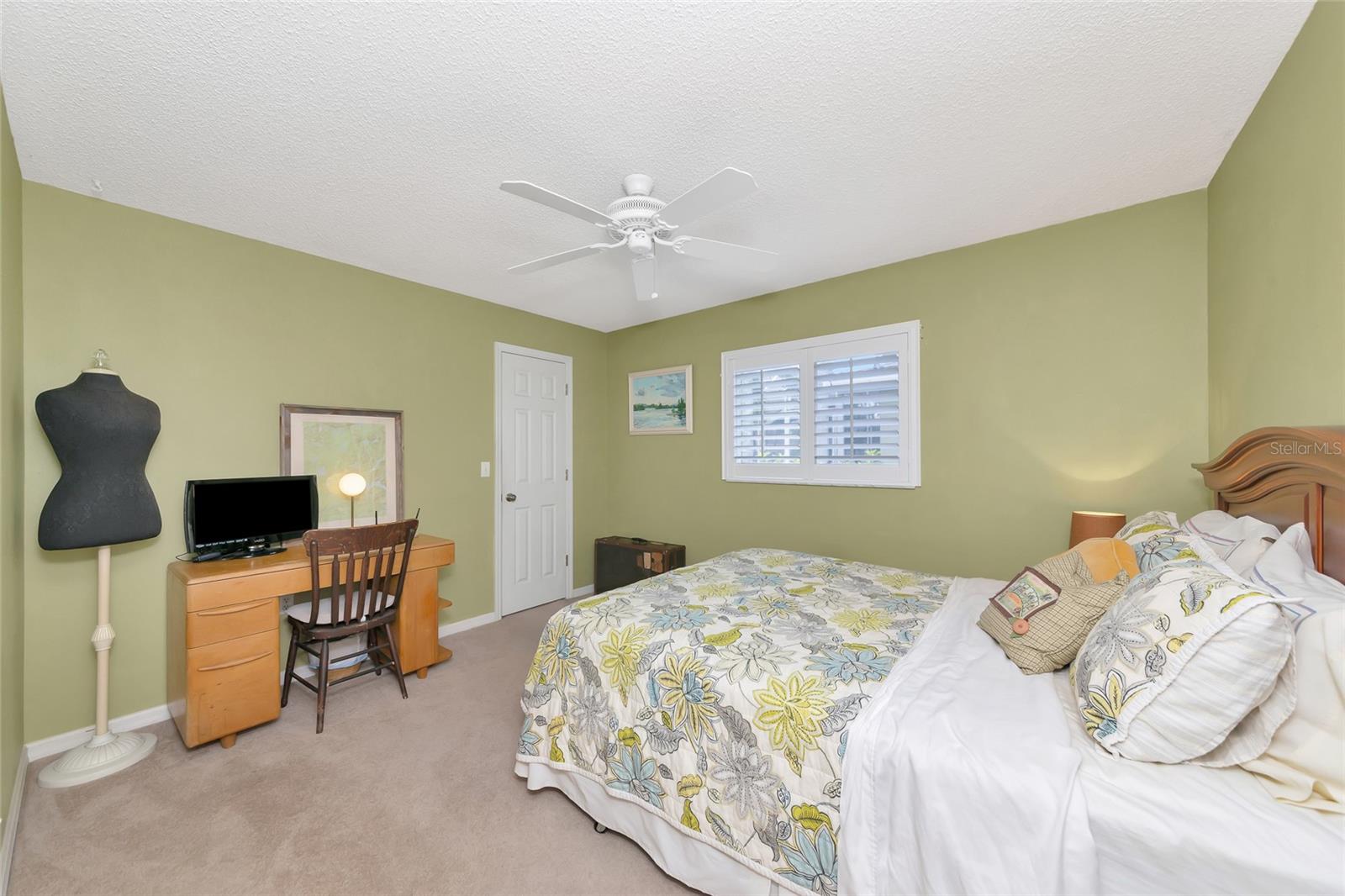 Image 42 of 68 For 5717 28th Street E