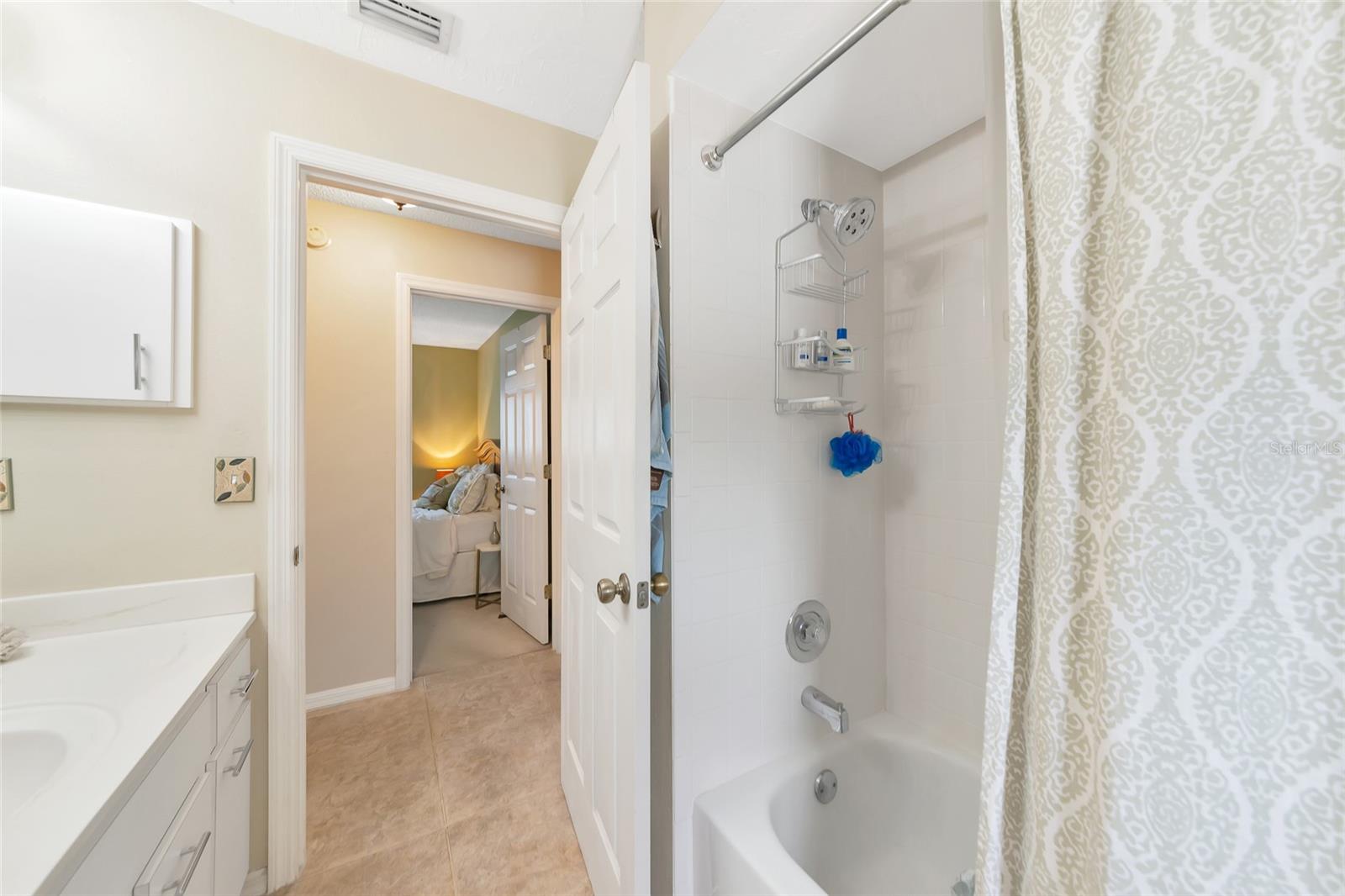 Image 43 of 68 For 5717 28th Street E