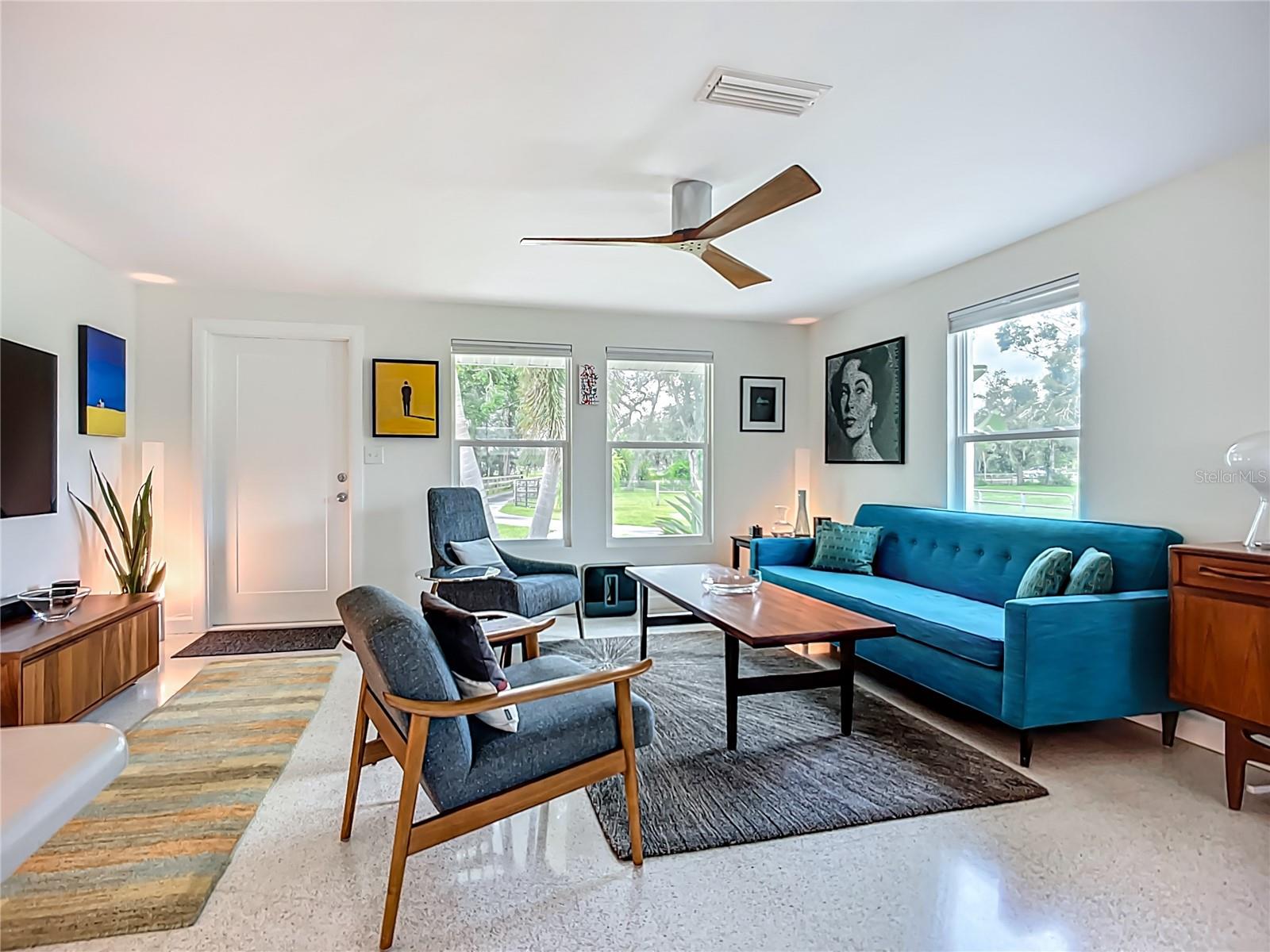 Image 12 of 55 For 16032 Winburn Drive