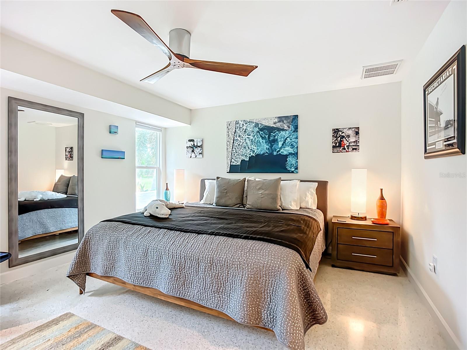 Image 21 of 55 For 16032 Winburn Drive