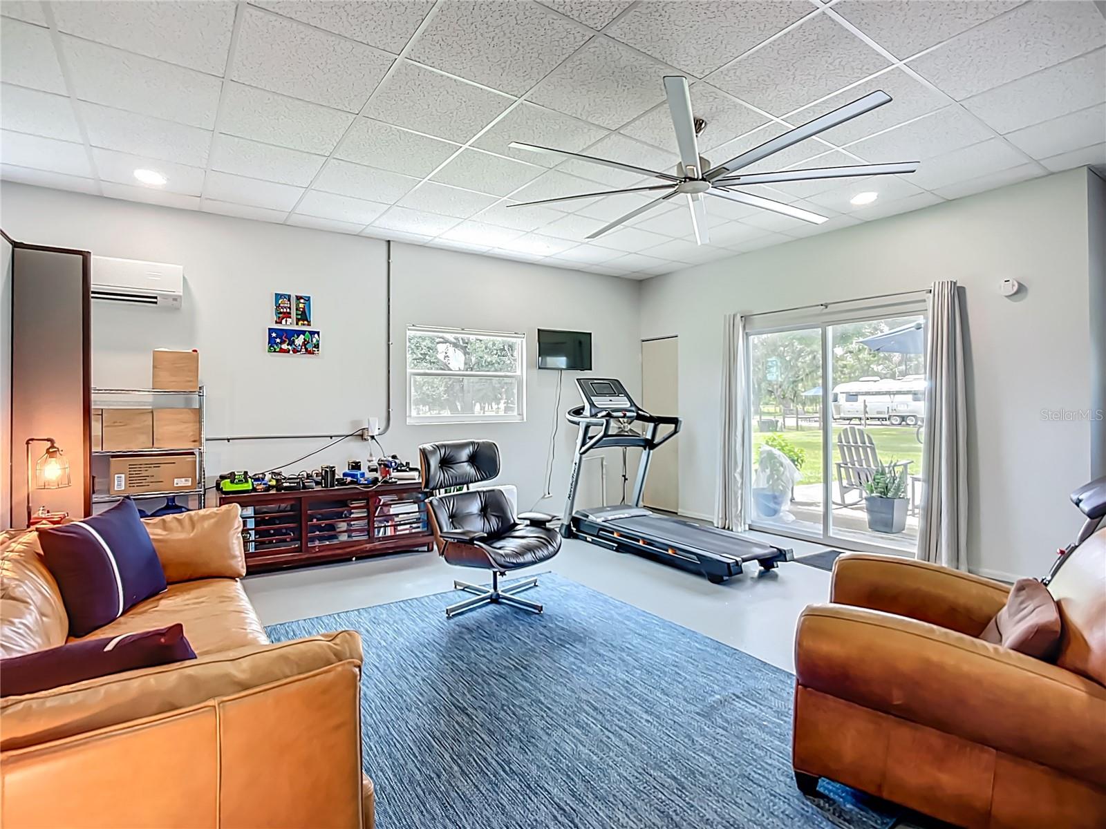 Image 33 of 55 For 16032 Winburn Drive
