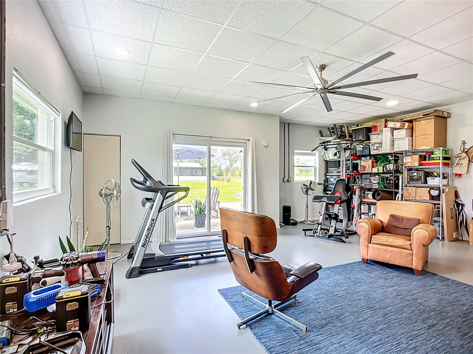 Image 34 of 55 For 16032 Winburn Drive