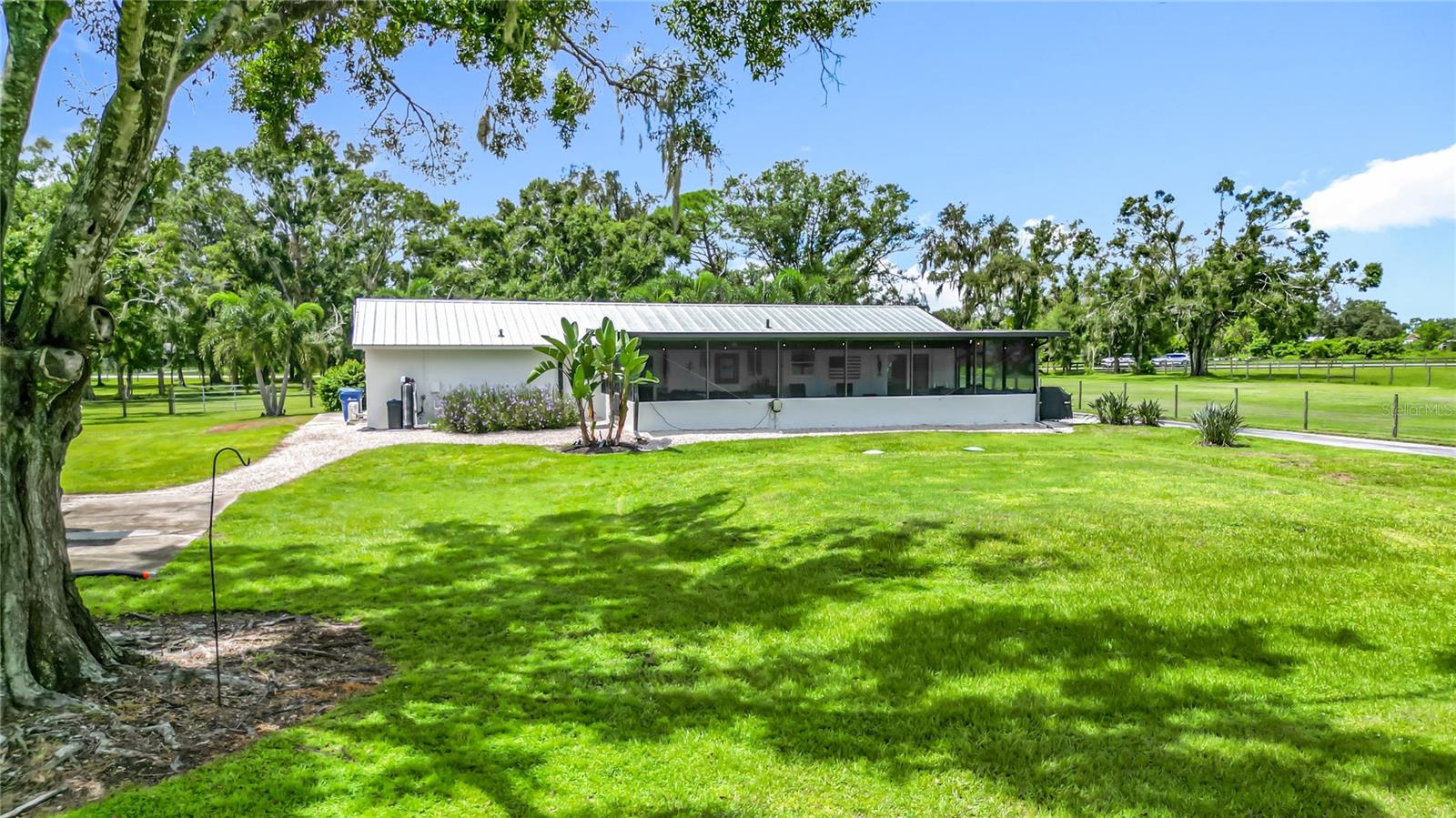 Image 53 of 55 For 16032 Winburn Drive