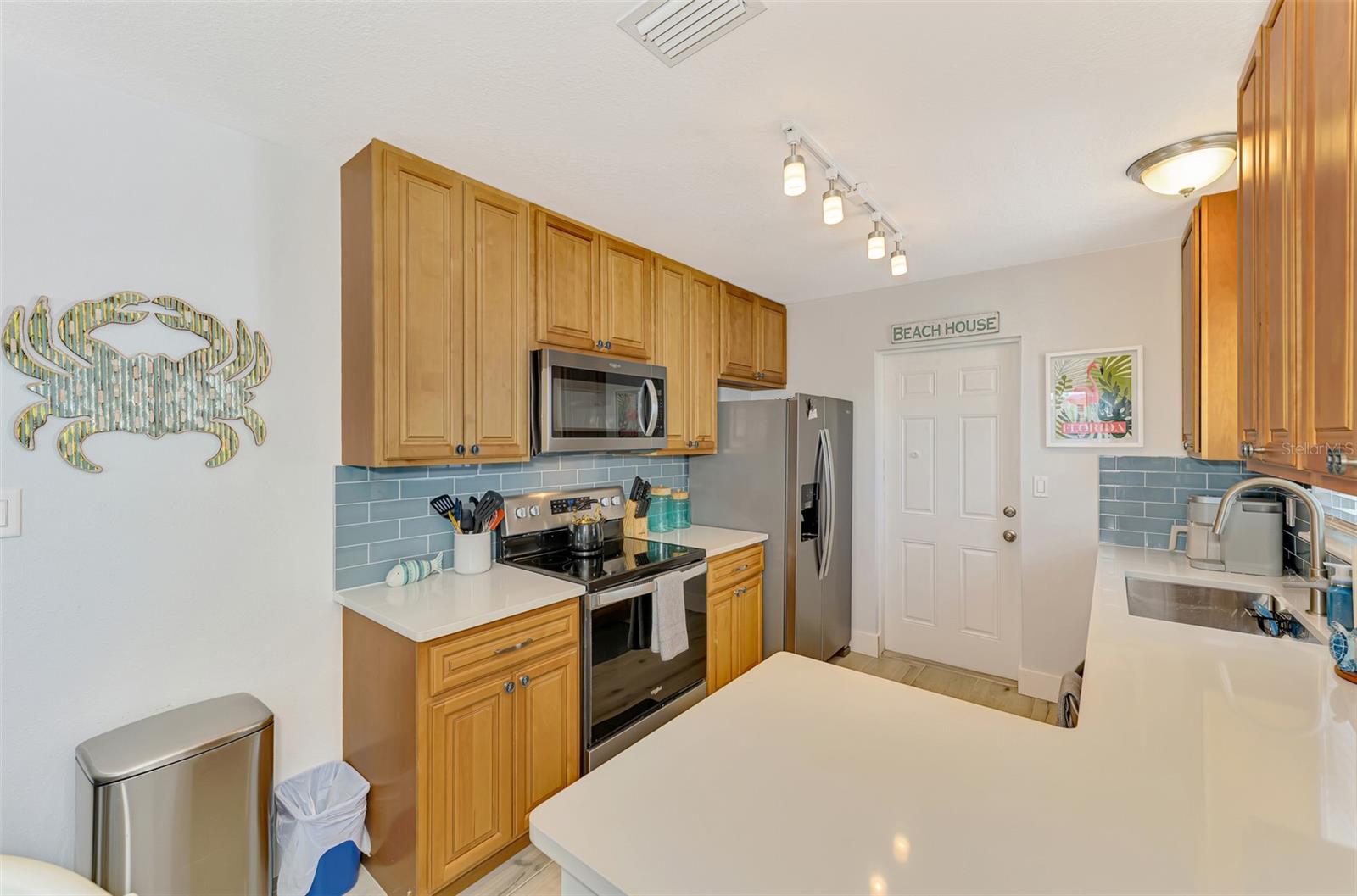 Image 11 of 70 For 1137 Moonmist Court L-7