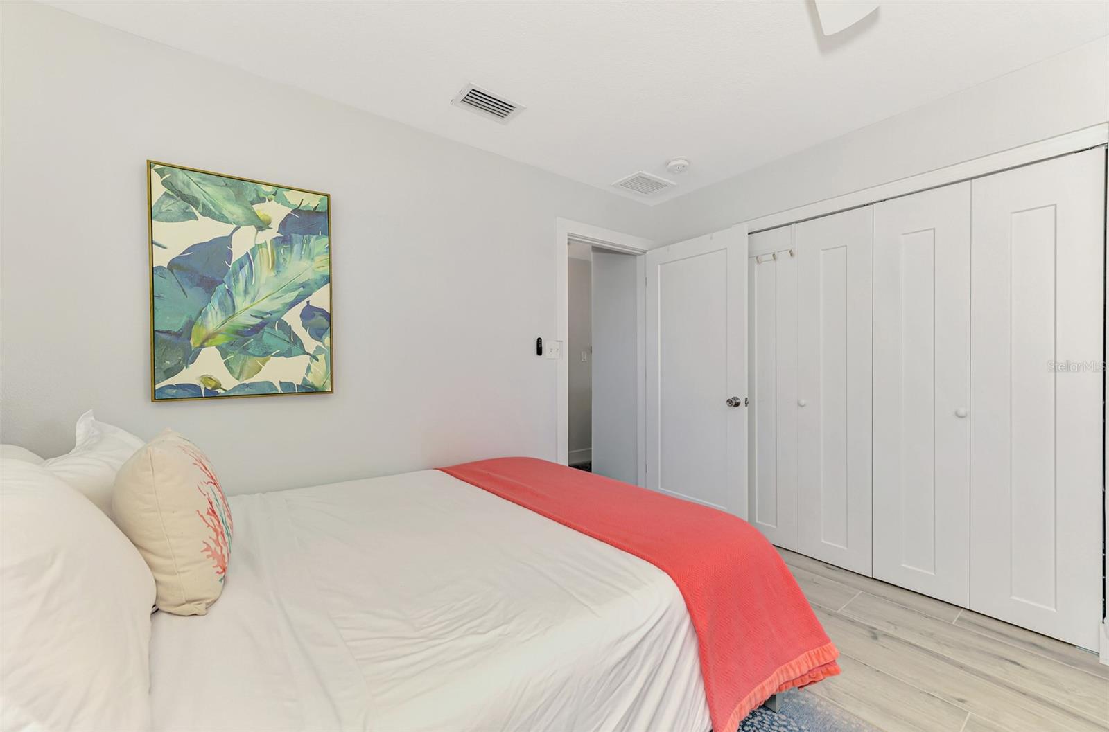 Image 23 of 70 For 1137 Moonmist Court L-7