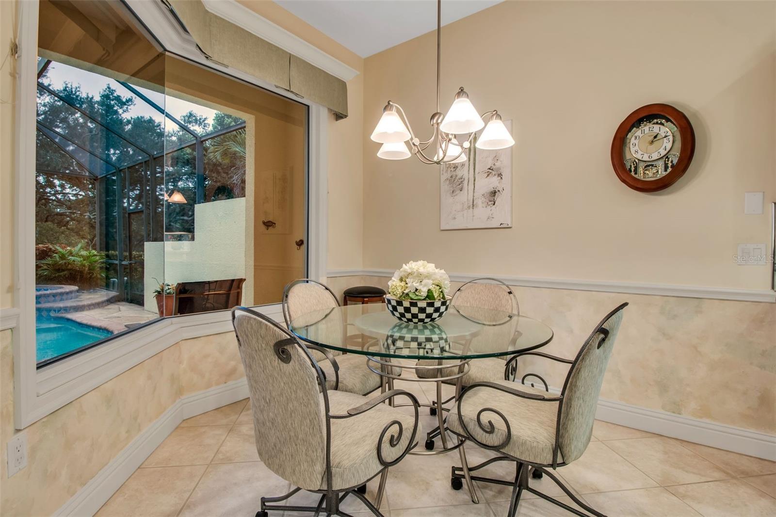 Image 15 of 92 For 21 Bayhead Lane