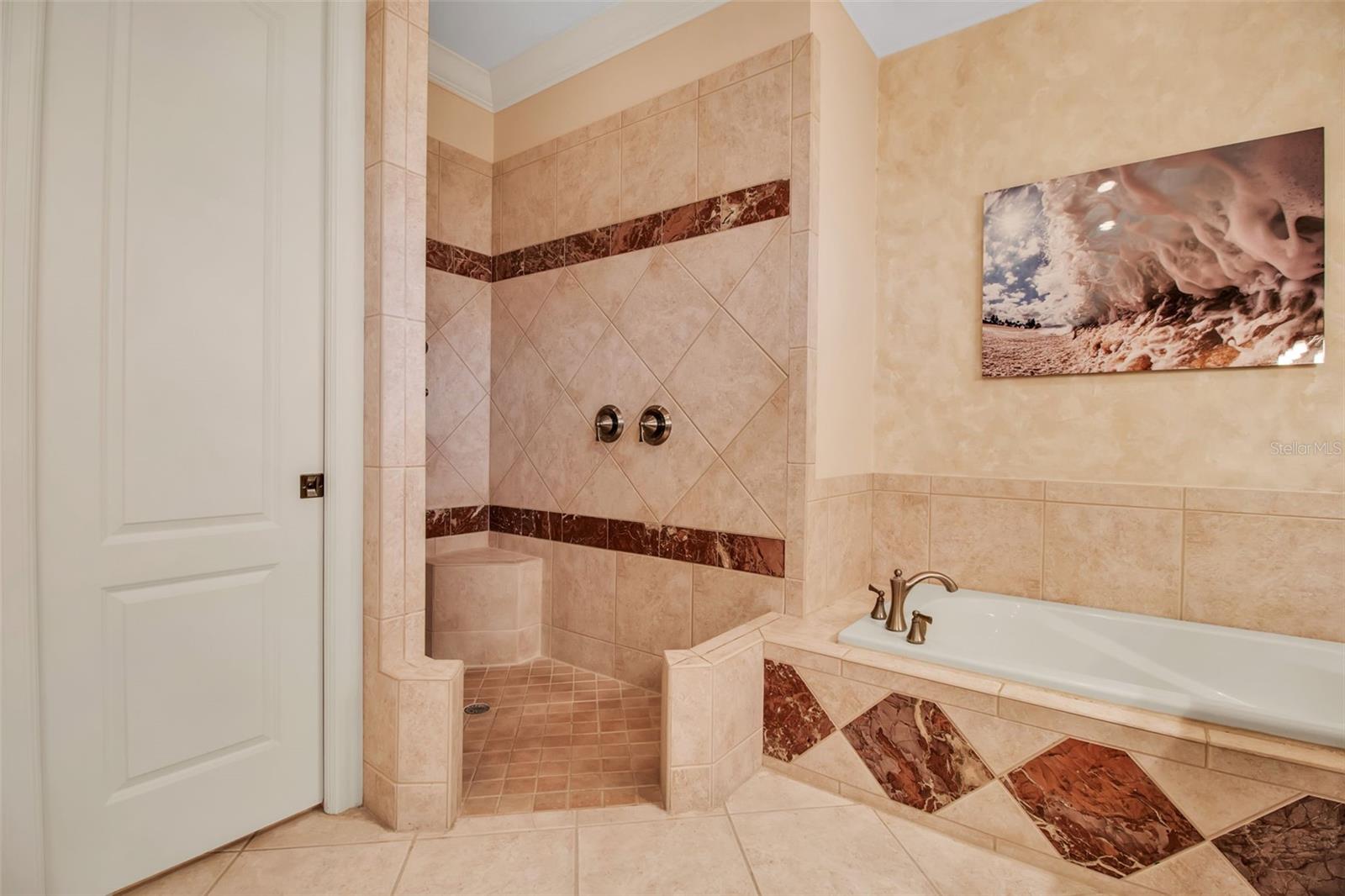 Image 28 of 92 For 21 Bayhead Lane