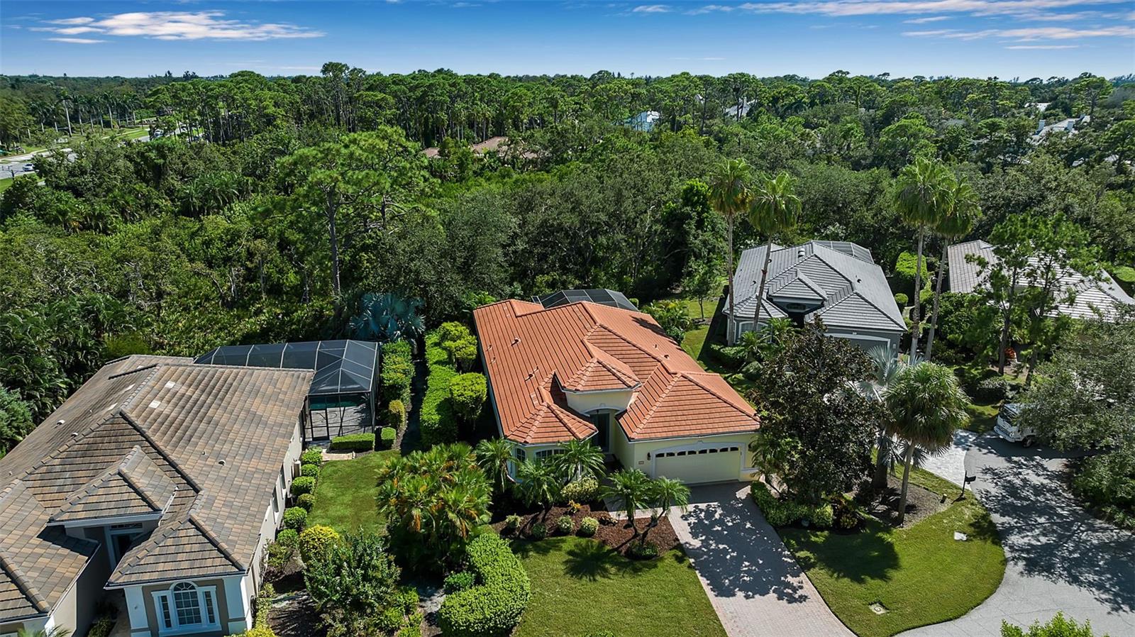 Image 3 of 92 For 21 Bayhead Lane