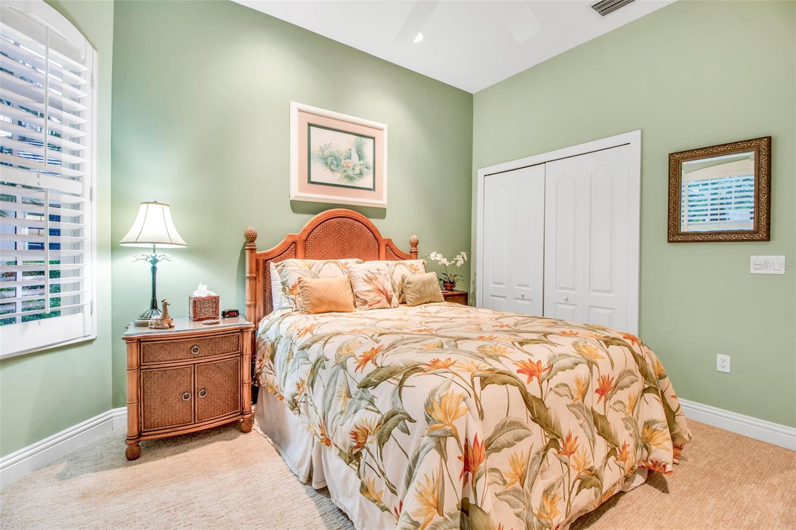 Image 33 of 92 For 21 Bayhead Lane