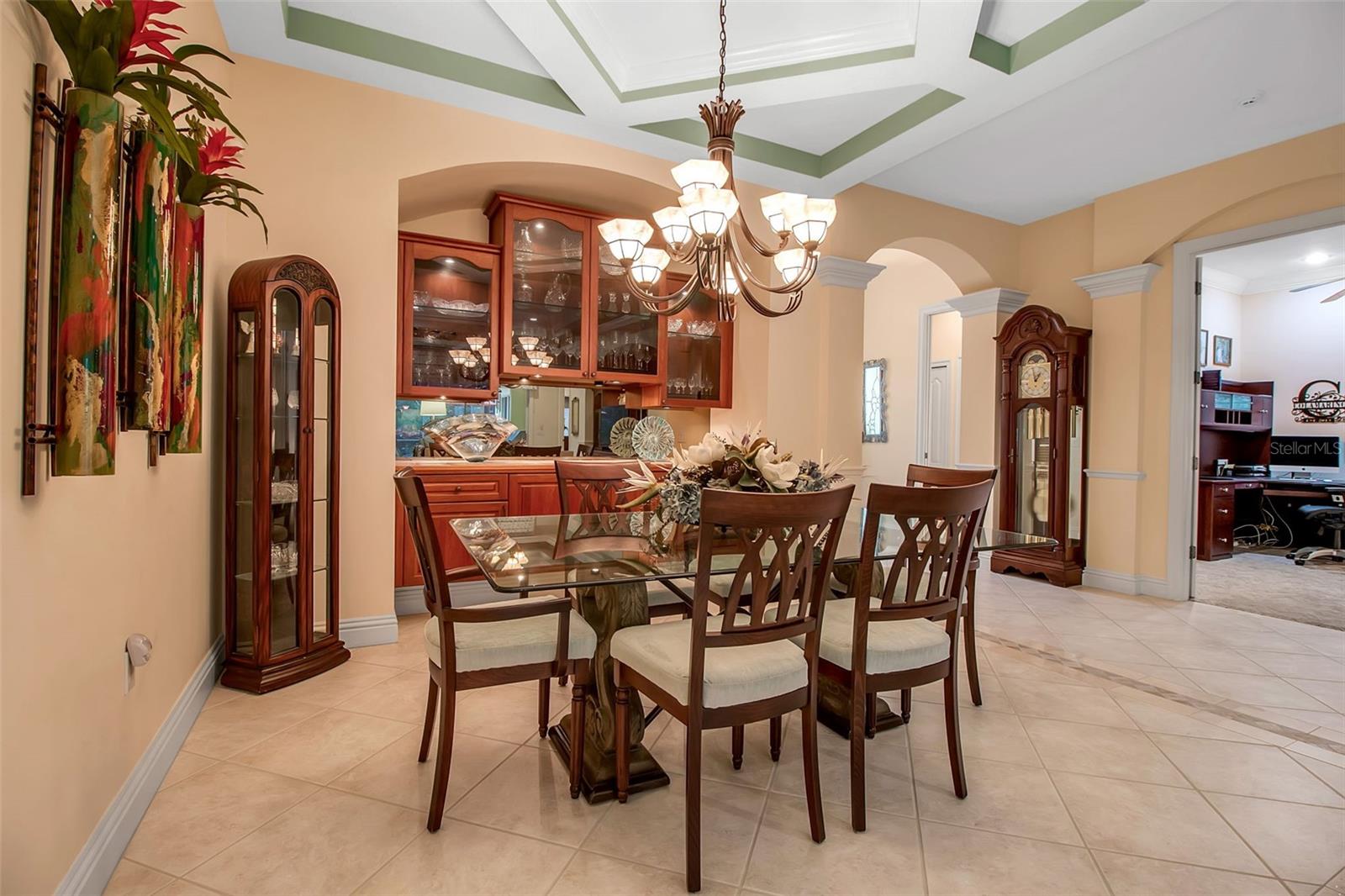 Image 7 of 92 For 21 Bayhead Lane