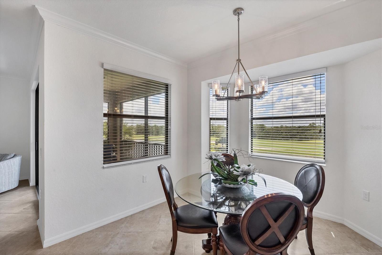 Image 18 of 73 For 16904 Vardon Terrace 401