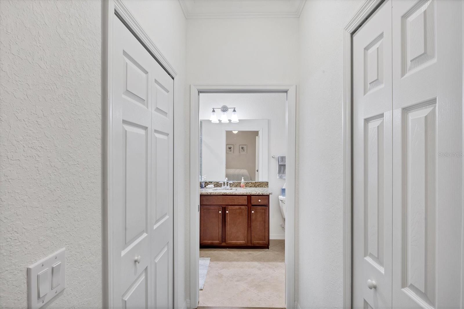 Image 23 of 73 For 16904 Vardon Terrace 401
