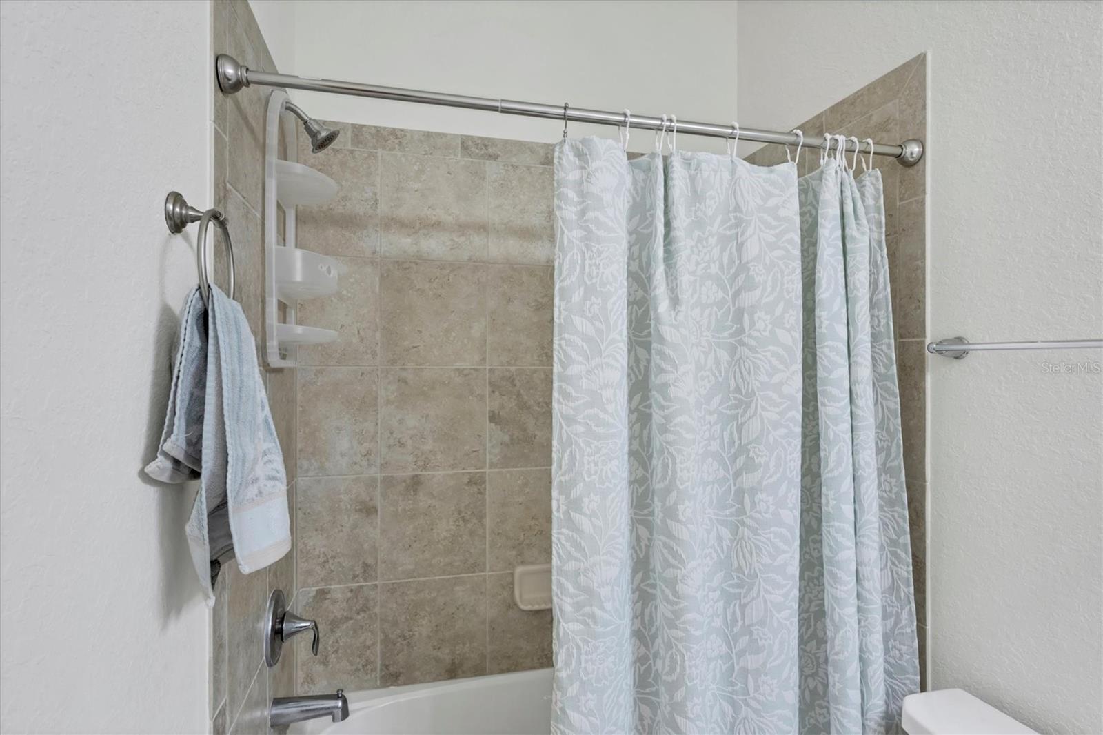 Image 29 of 73 For 16904 Vardon Terrace 401