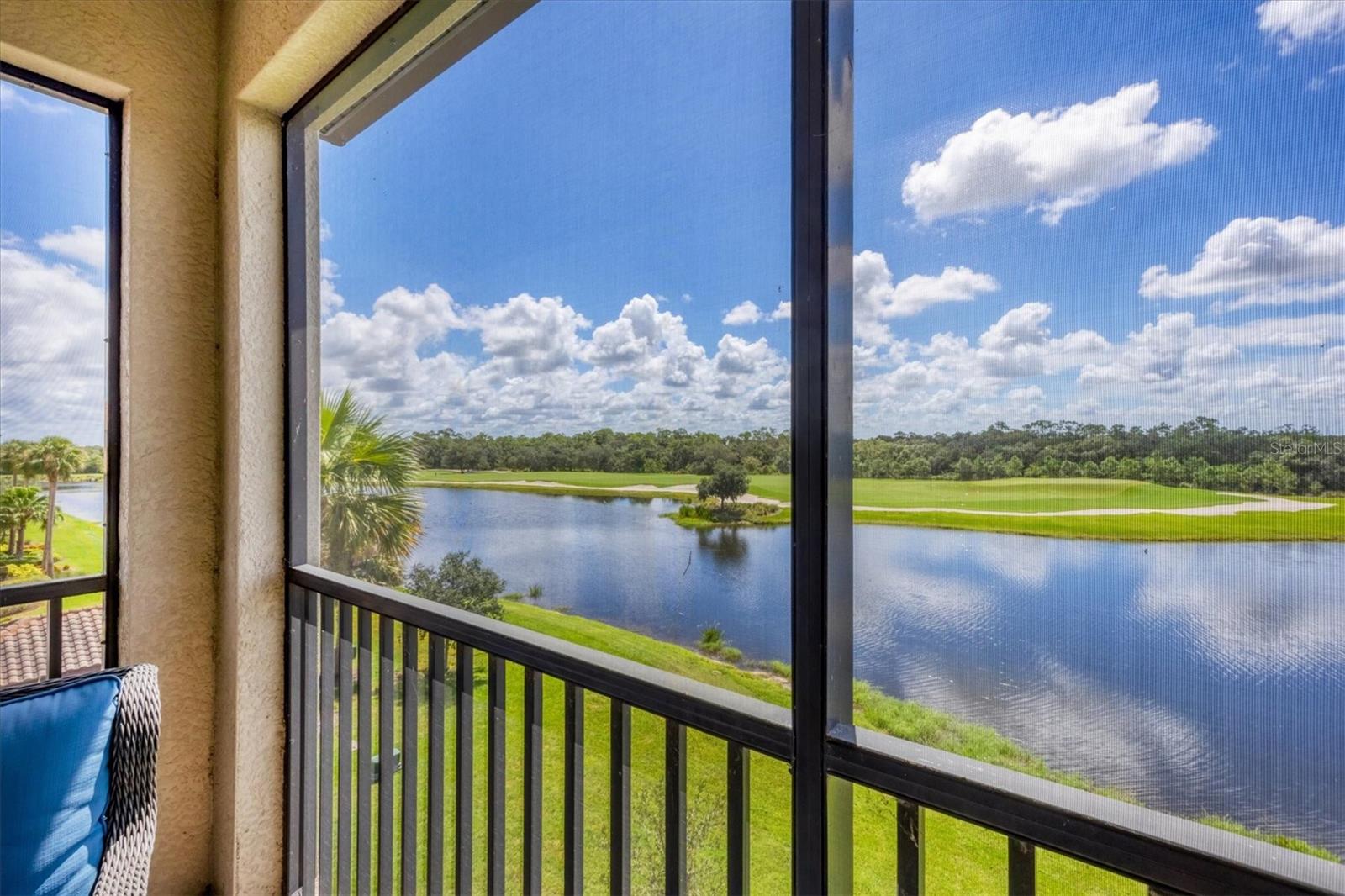 Image 35 of 73 For 16904 Vardon Terrace 401