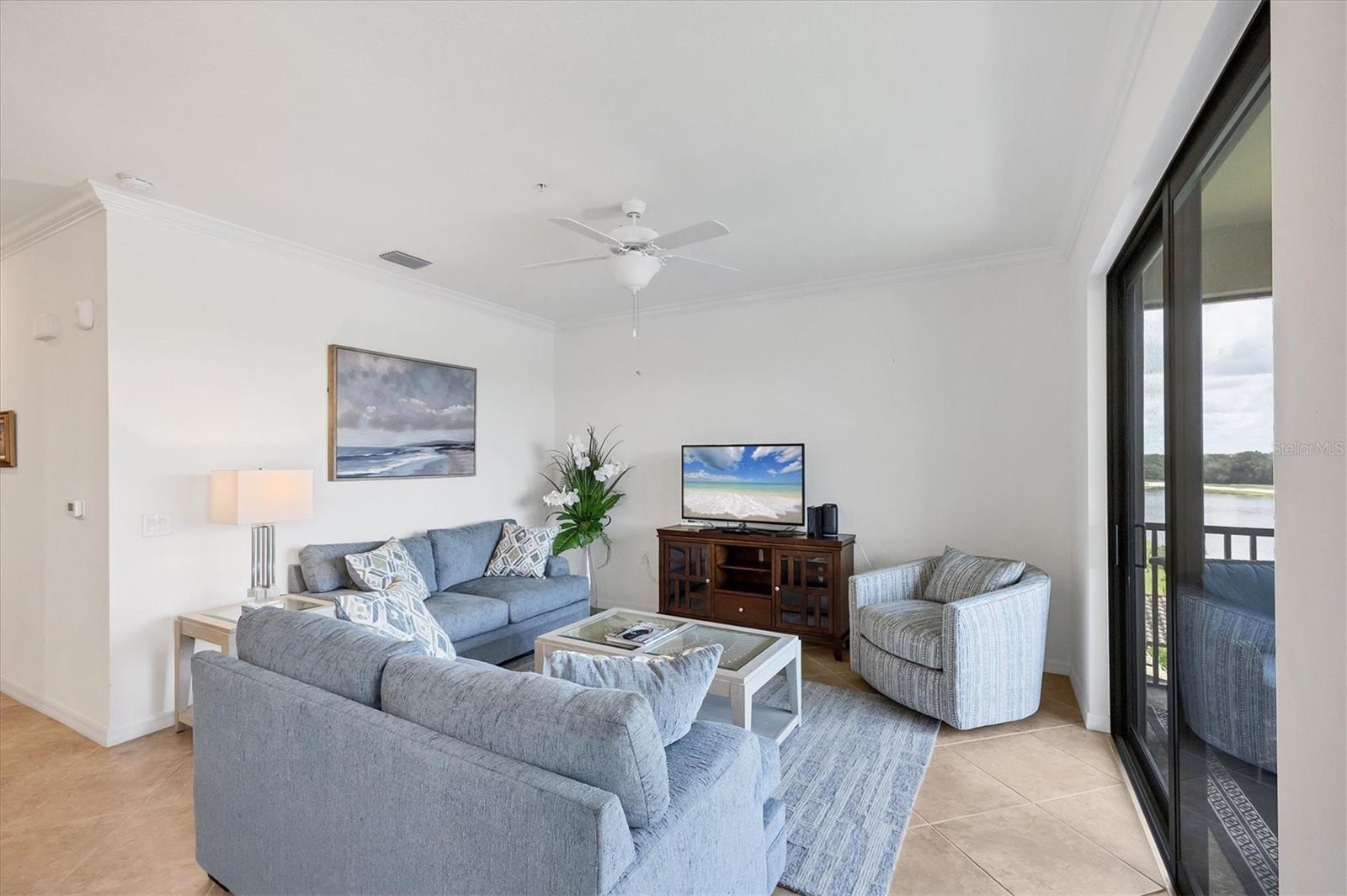Image 7 of 73 For 16904 Vardon Terrace 401