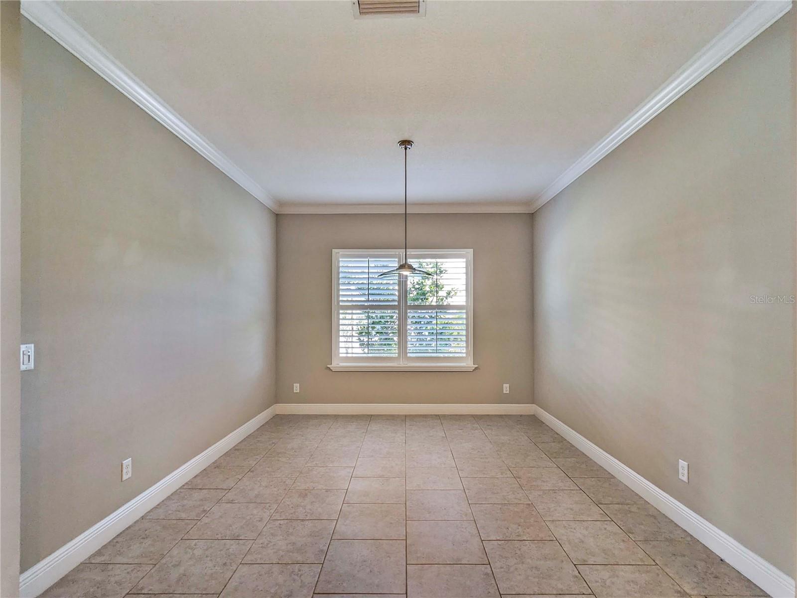 Image 10 of 47 For 4820 Central Park Boulevard