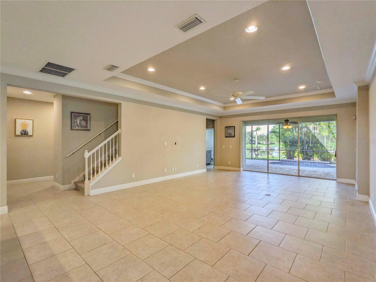 Image 11 of 47 For 4820 Central Park Boulevard