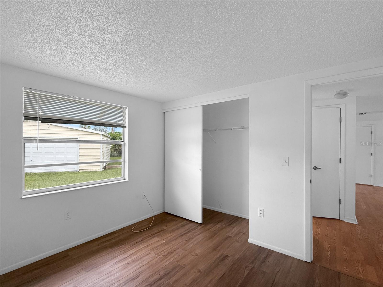 Image 16 of 27 For 635 Lewis Street