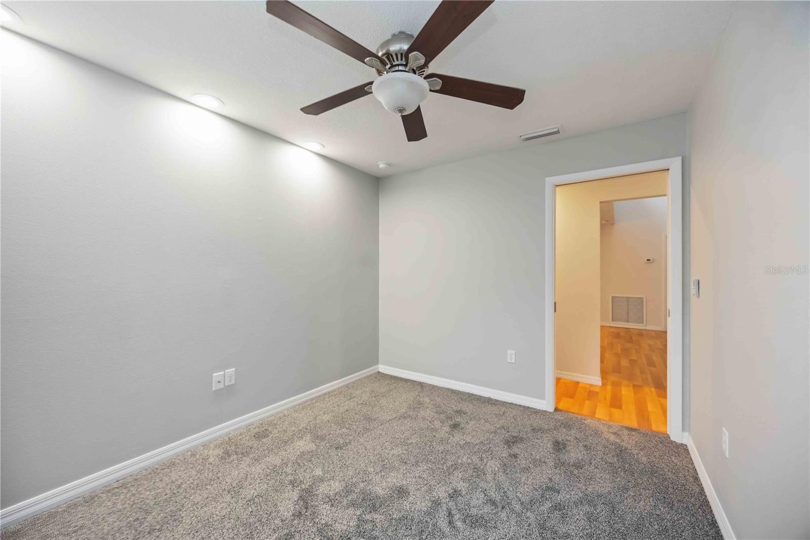 Image 24 of 42 For 4148 Lancaster Drive
