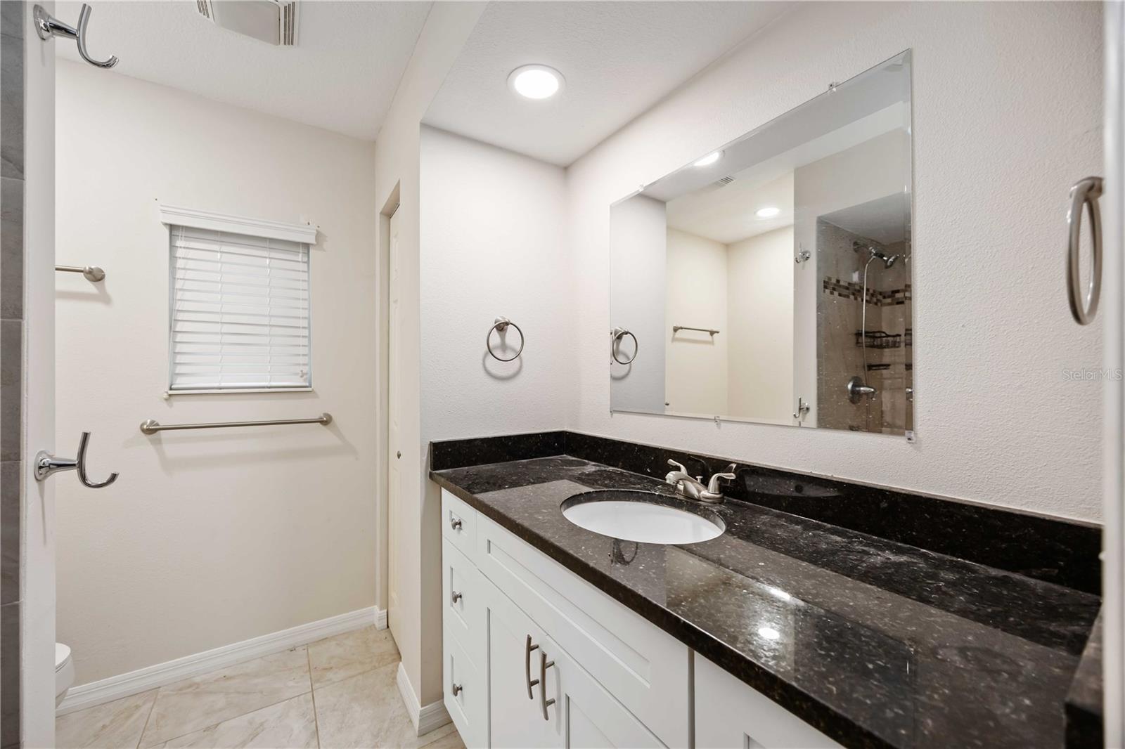 Image 33 of 42 For 4148 Lancaster Drive