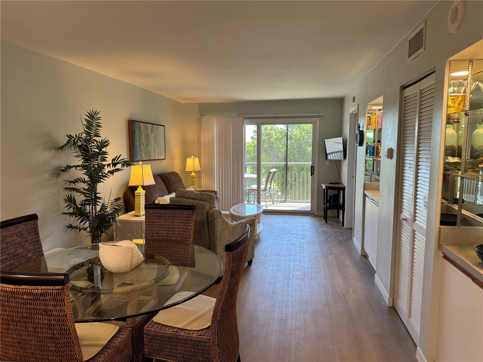 Image 4 of 12 For 2320 Terra Ceia Bay Boulevard 404
