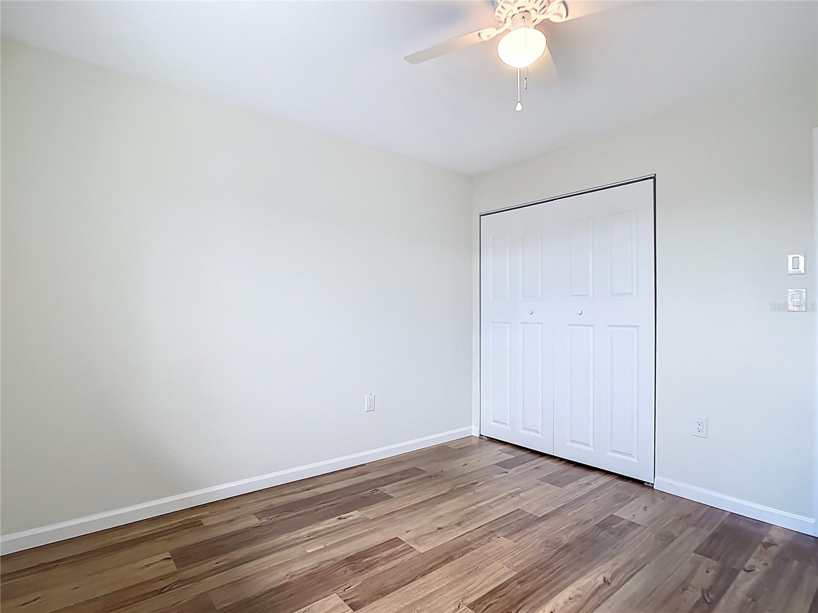 Image 16 of 40 For 12538 Kingsway Circle 907