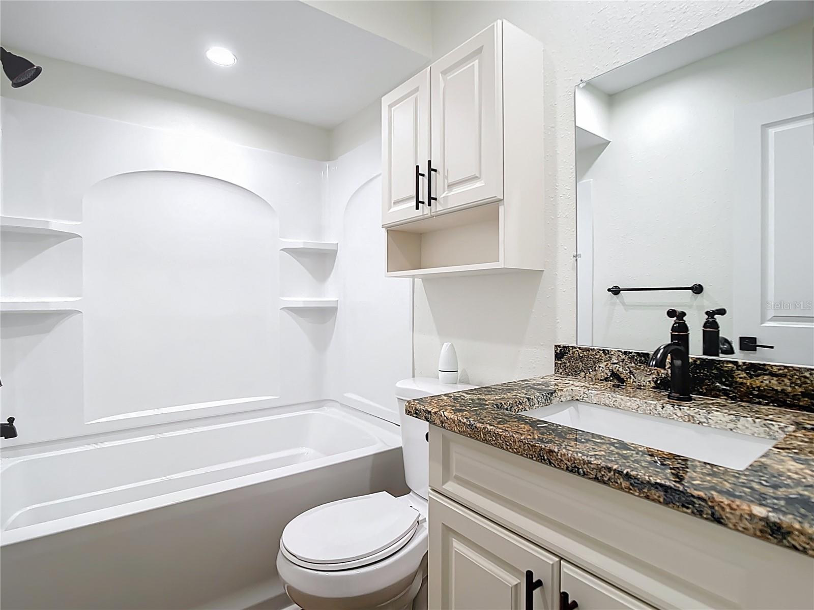 Image 18 of 40 For 12538 Kingsway Circle 907
