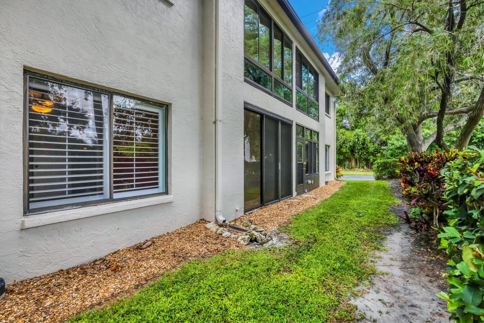 Image 24 of 48 For 7117 28th Ave  7117