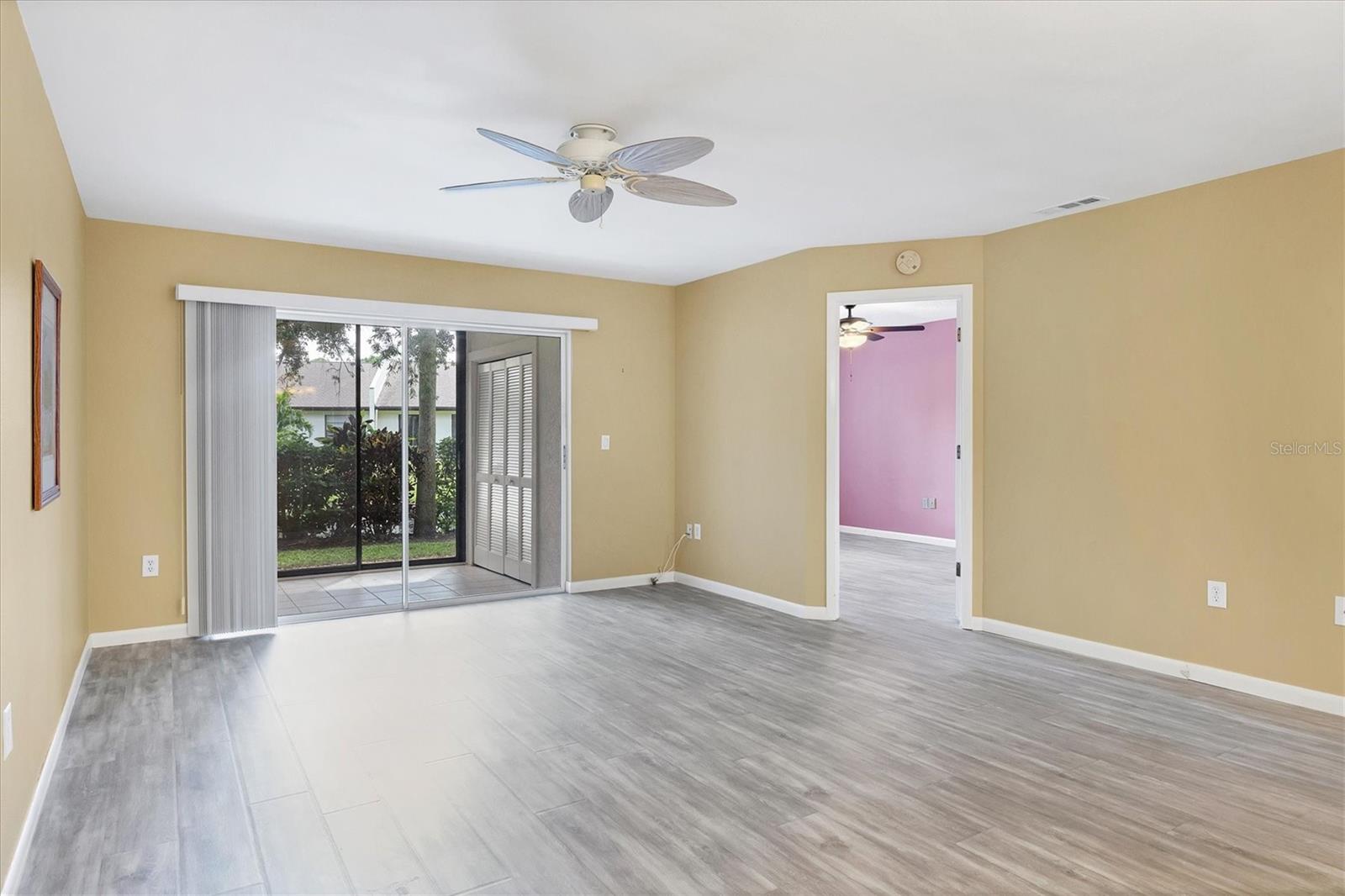 Image 4 of 48 For 7117 28th Ave  7117