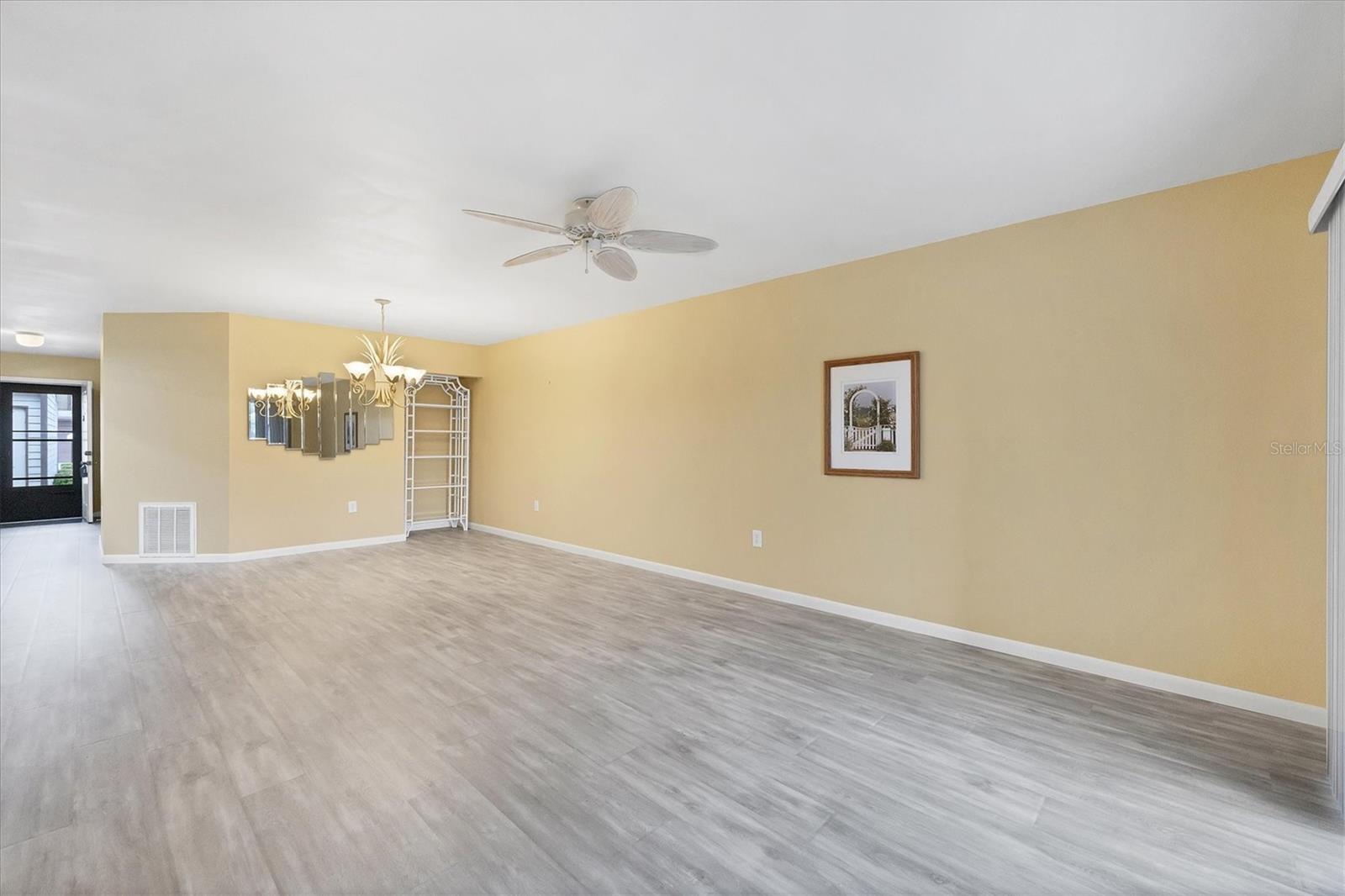 Image 5 of 48 For 7117 28th Ave  7117