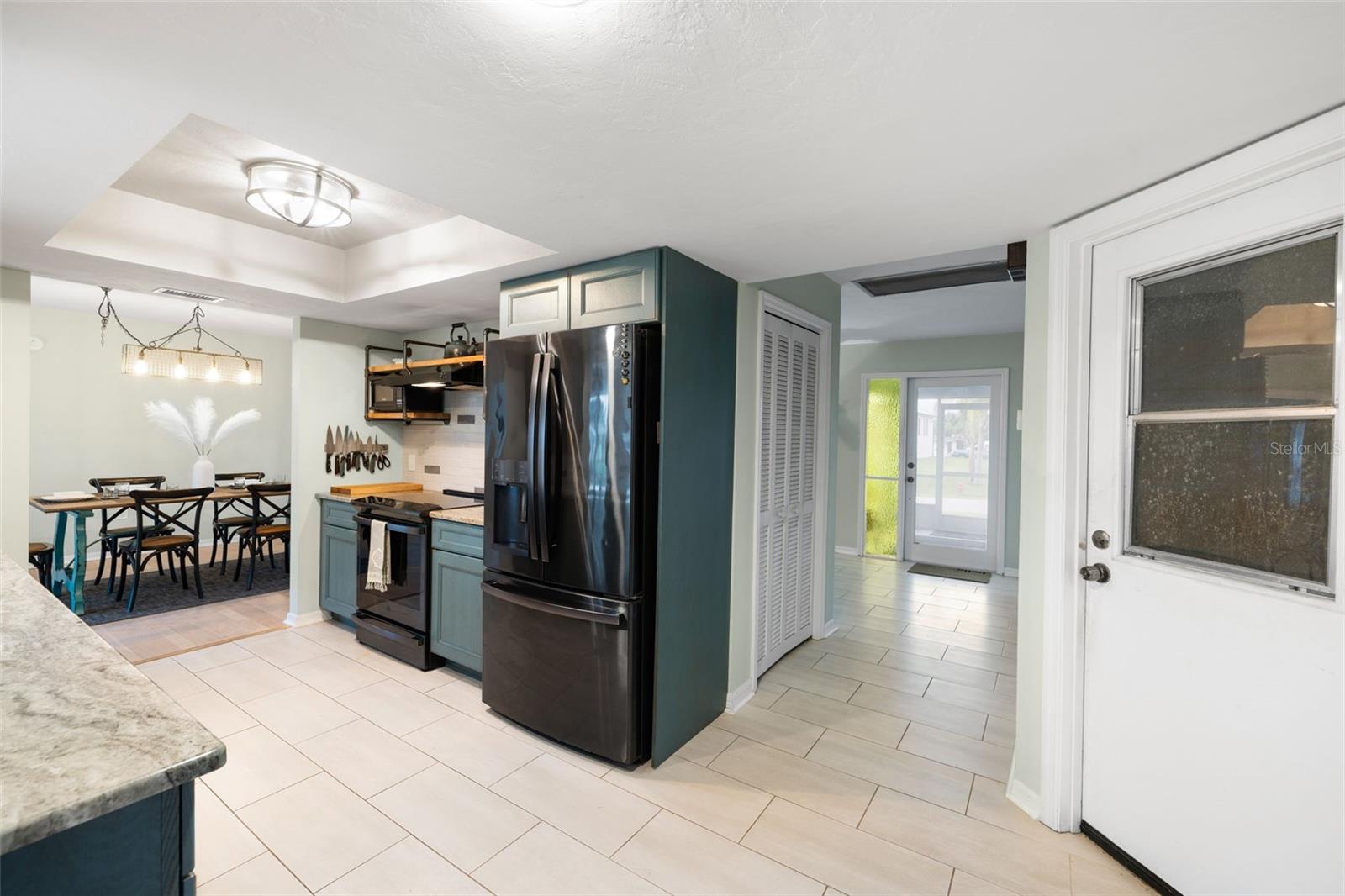 Image 10 of 26 For 3033 Chapman Boulevard