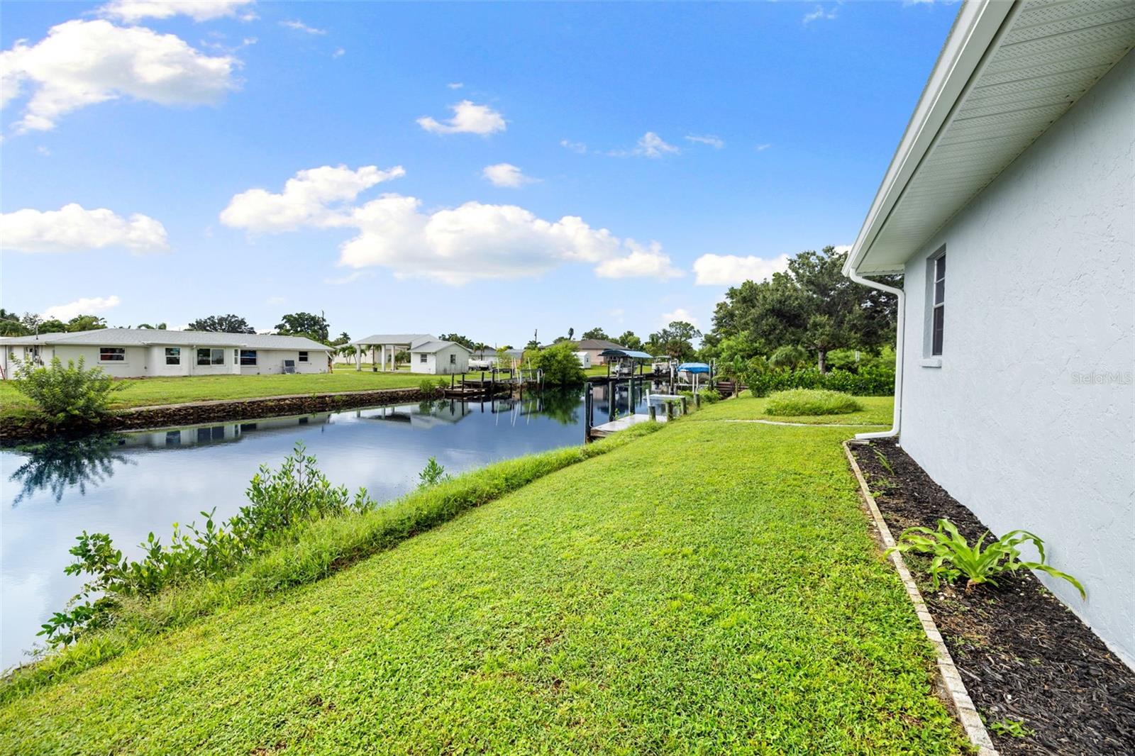 Image 4 of 26 For 3033 Chapman Boulevard
