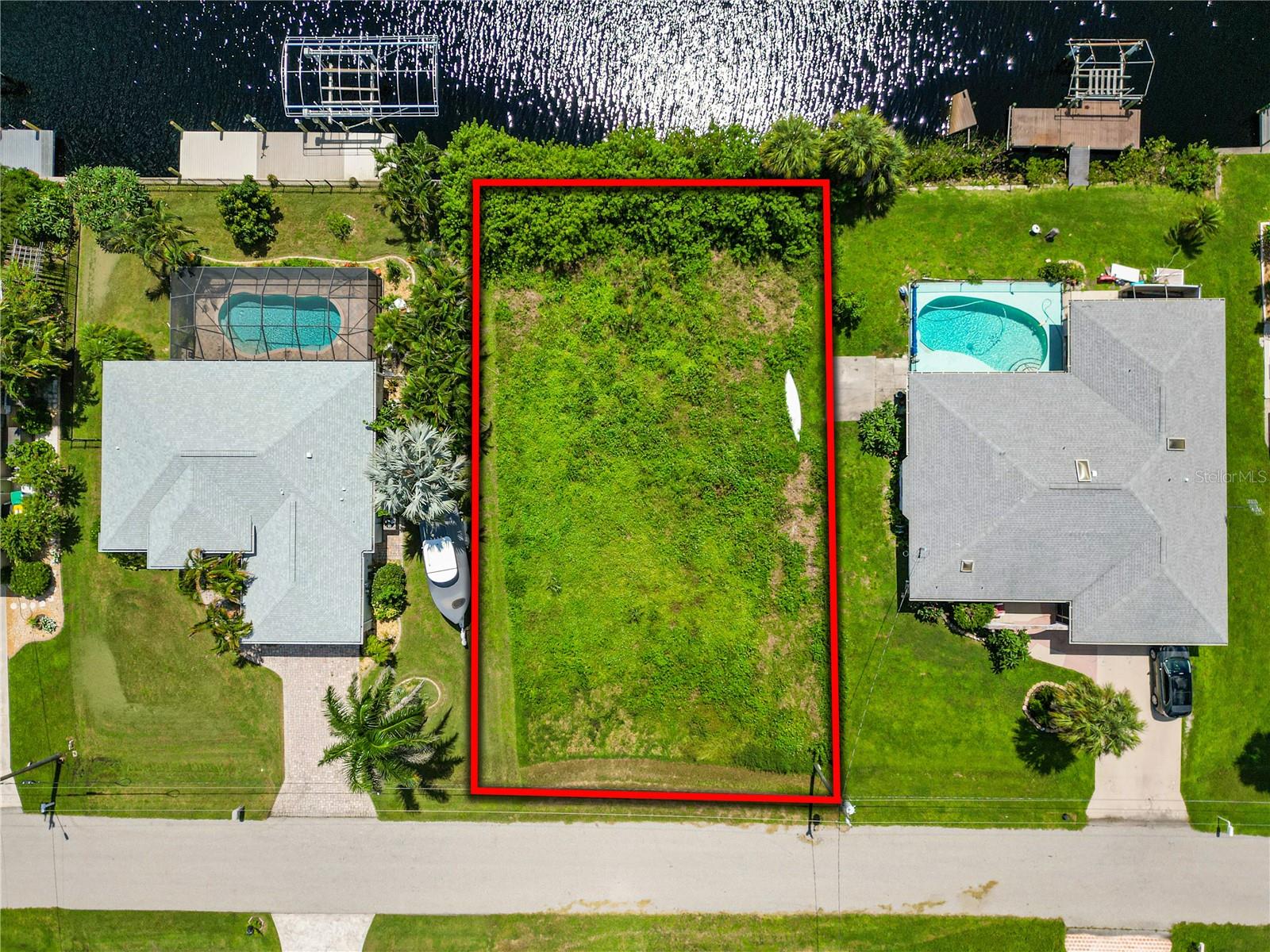 Image 5 of 9 For 2410 Risken Terrace