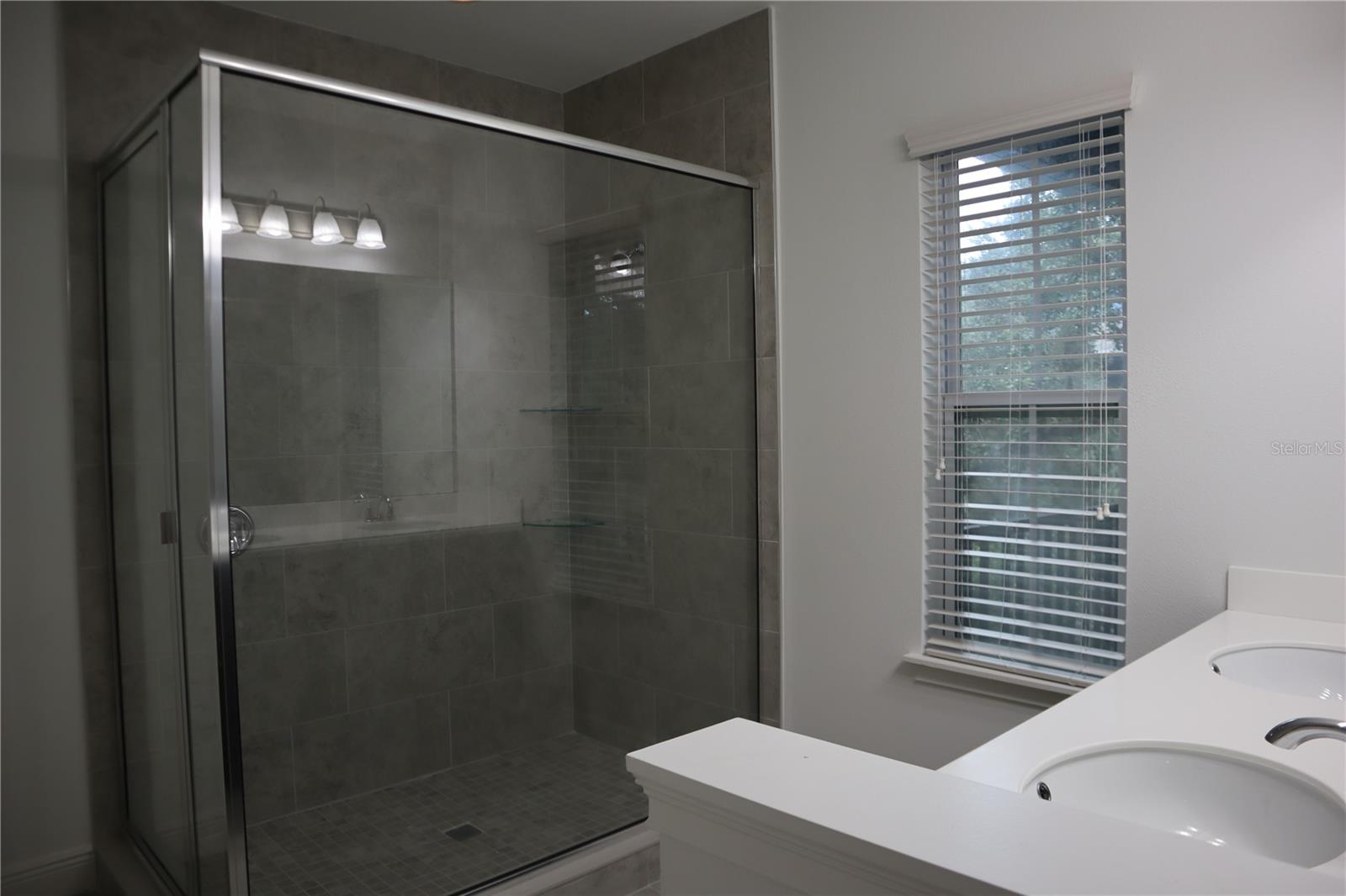 Image 21 of 26 For 4529 Chinkapin Drive