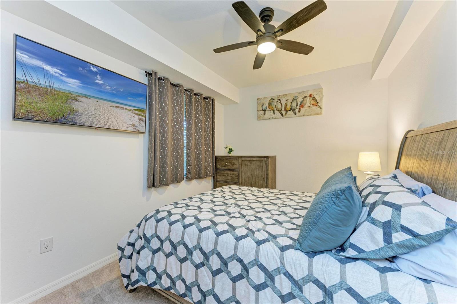 Image 22 of 73 For 18028 Gawthrop Drive 102