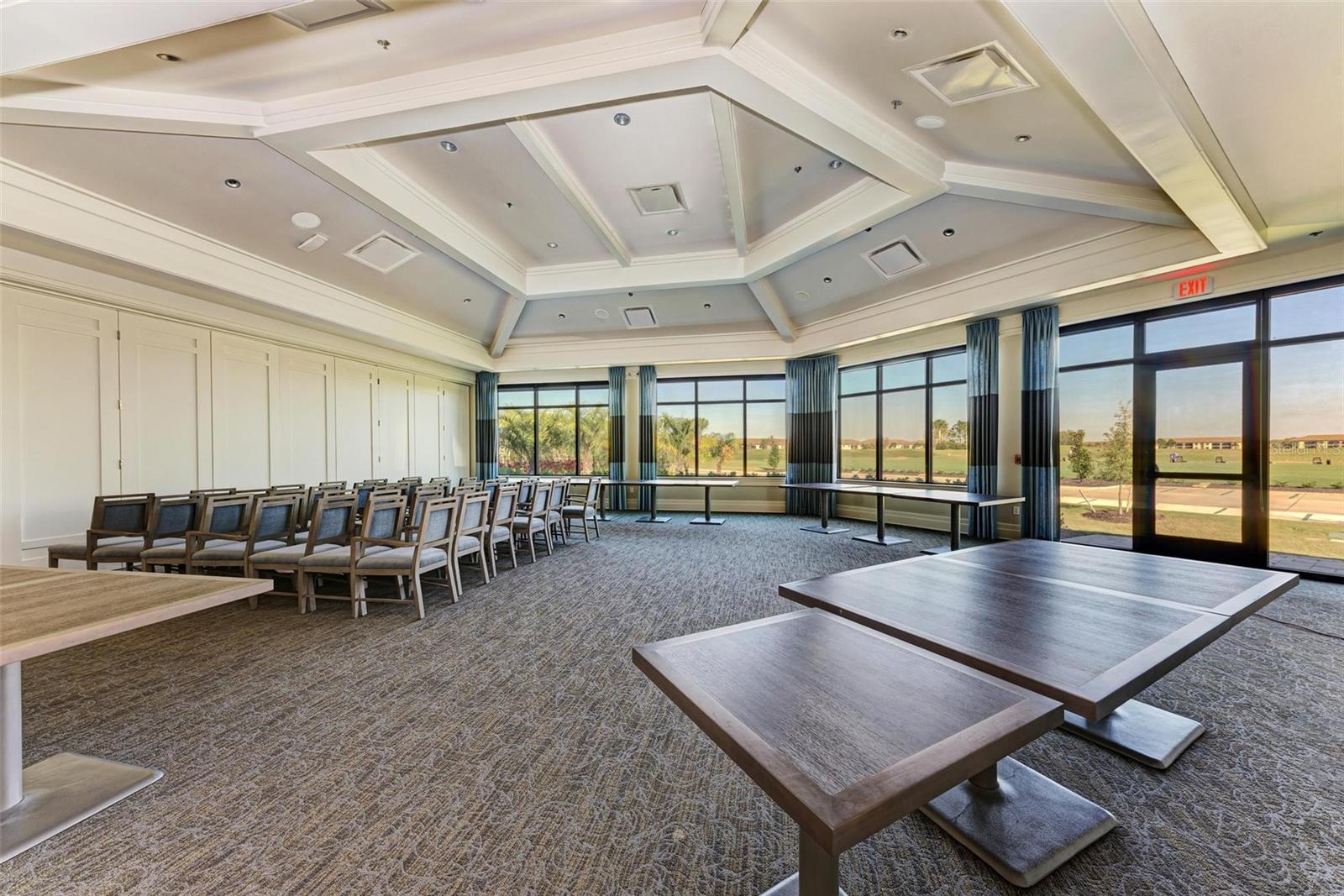 Image 52 of 73 For 18028 Gawthrop Drive 102