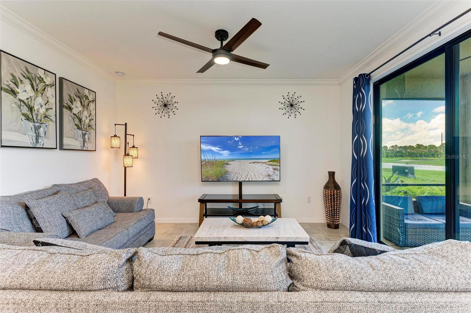 Image 9 of 73 For 18028 Gawthrop Drive 102